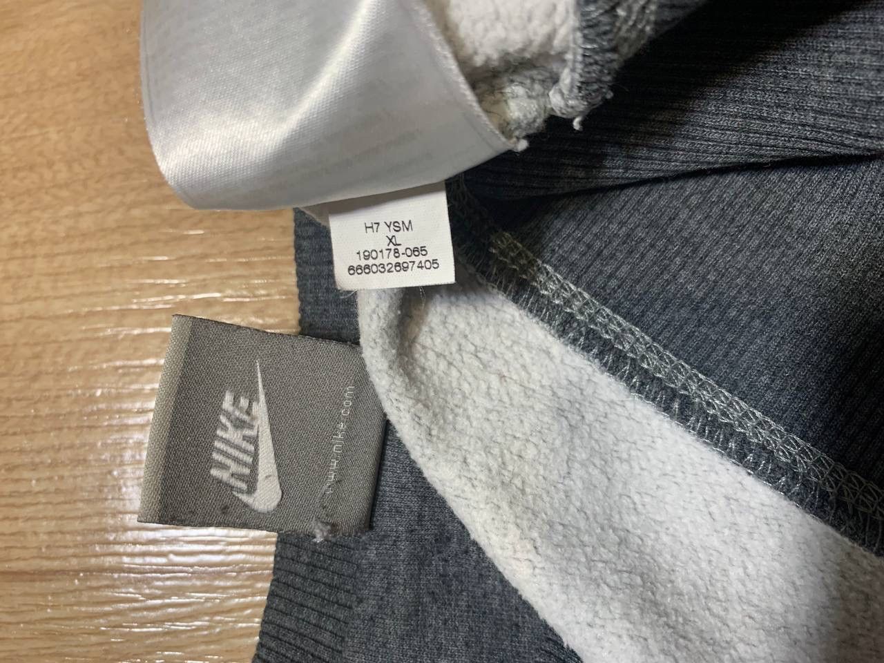Nike × Vintage Vintage Nike Basic Swoosh Logo Pullover Sweatshirt Crewneck Size US XL / EU 56 / 4 - 5 Thumbnail