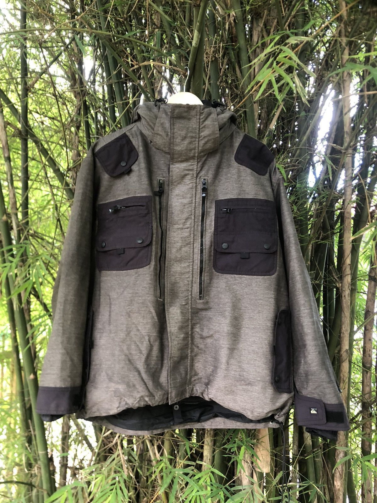 VINTAGE QUICKSILVER SNOW TACTICAL JACKET! TECHNOLOGY