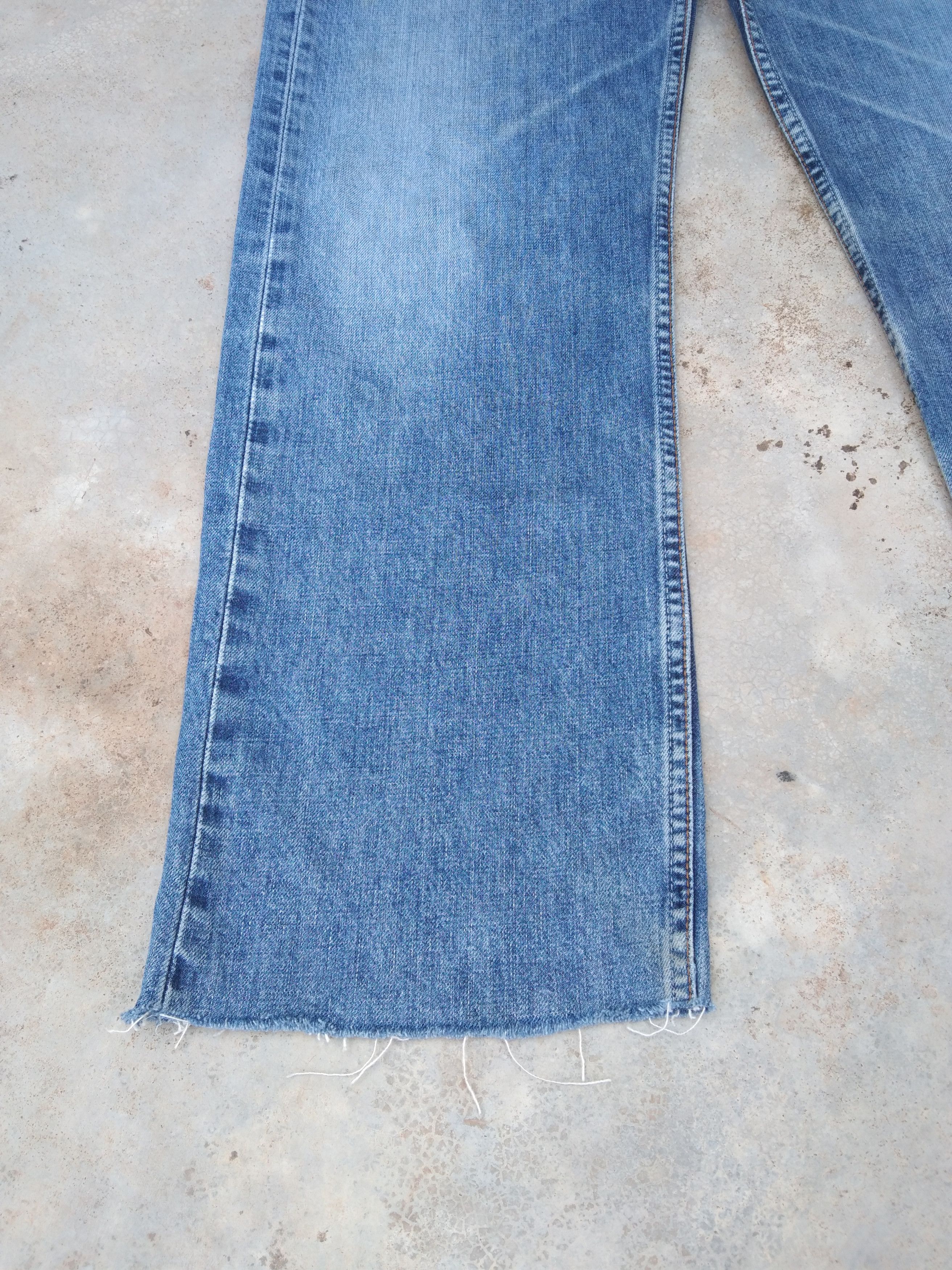 Levi's Vintage Levi's Jeans 512 Straight Leg 33x32 Size US 33 - 5 Thumbnail