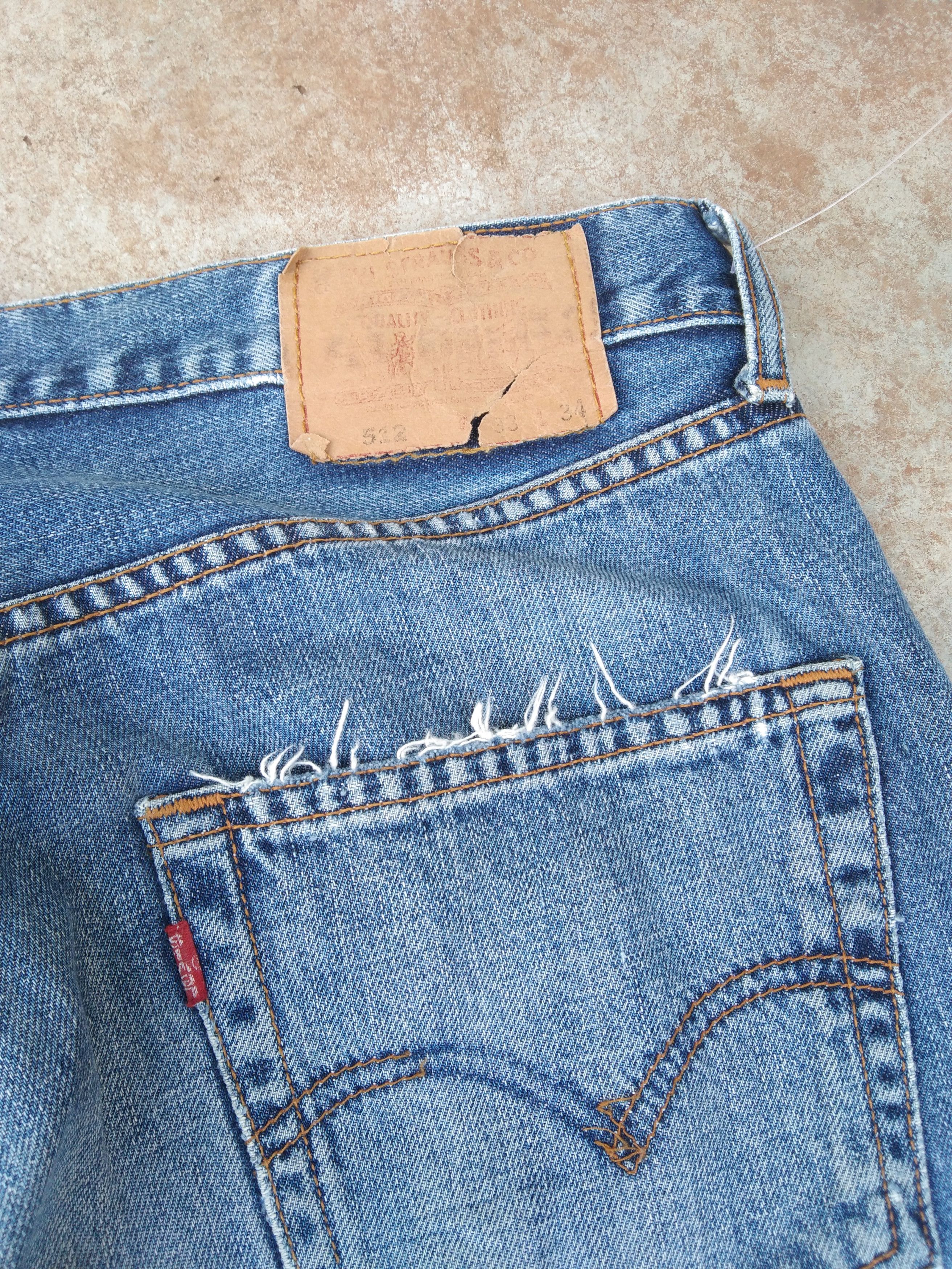 Levi's Vintage Levi's Jeans 512 Straight Leg 33x32 Size US 33 - 4 Thumbnail