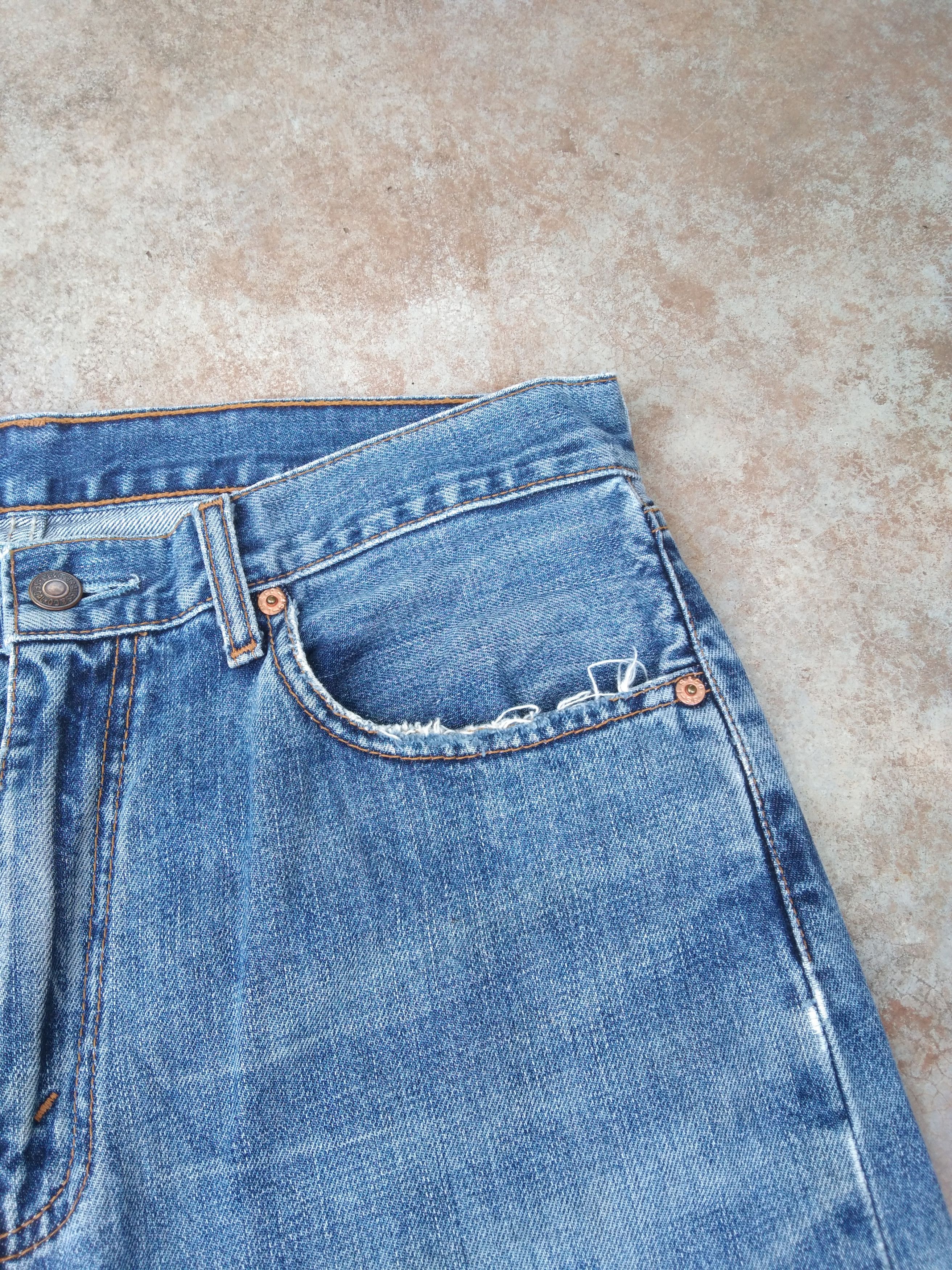 Levi's Vintage Levi's Jeans 512 Straight Leg 33x32 Size US 33 - 9 Thumbnail