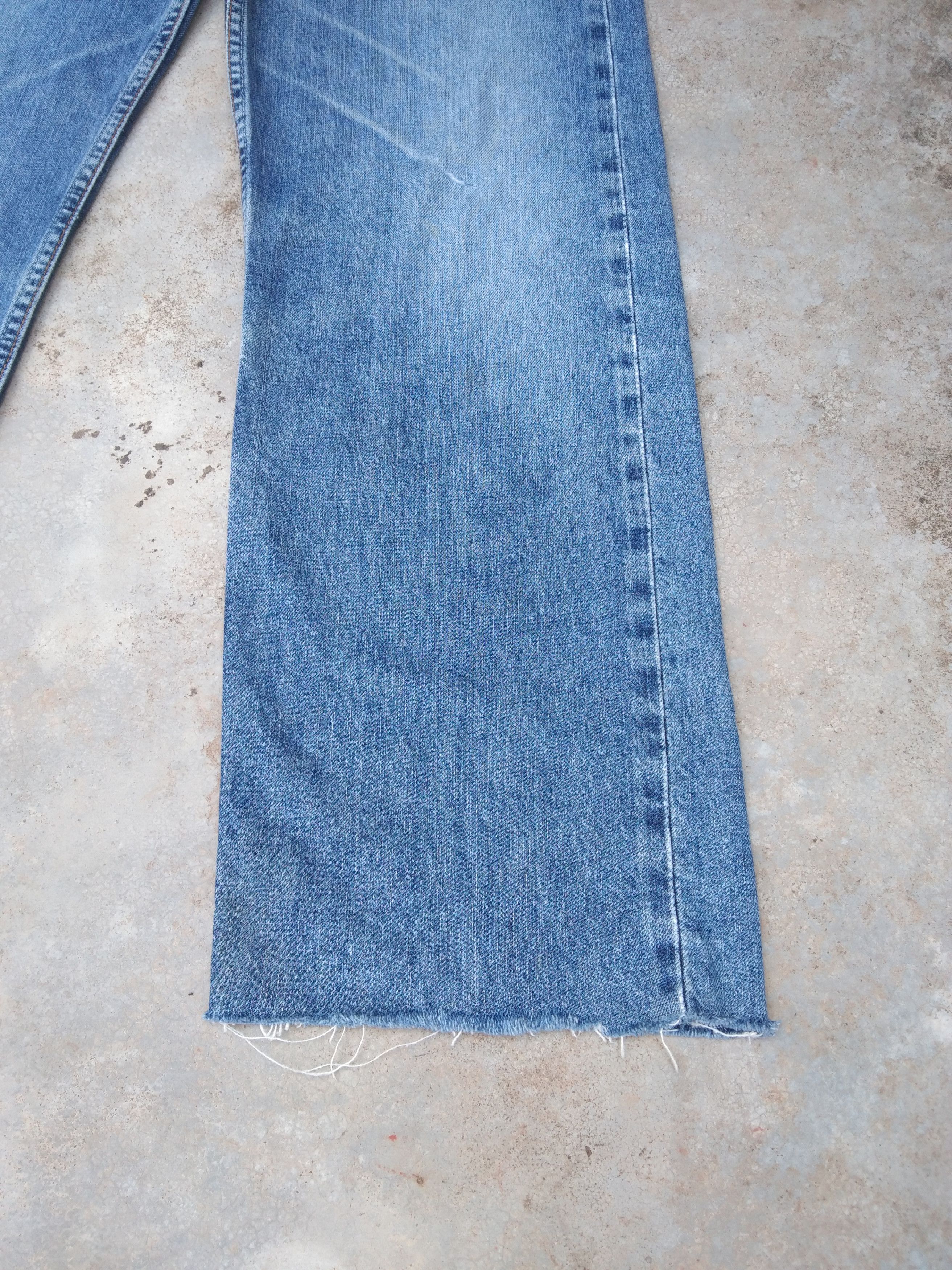 Levi's Vintage Levi's Jeans 512 Straight Leg 33x32 Size US 33 - 6 Thumbnail
