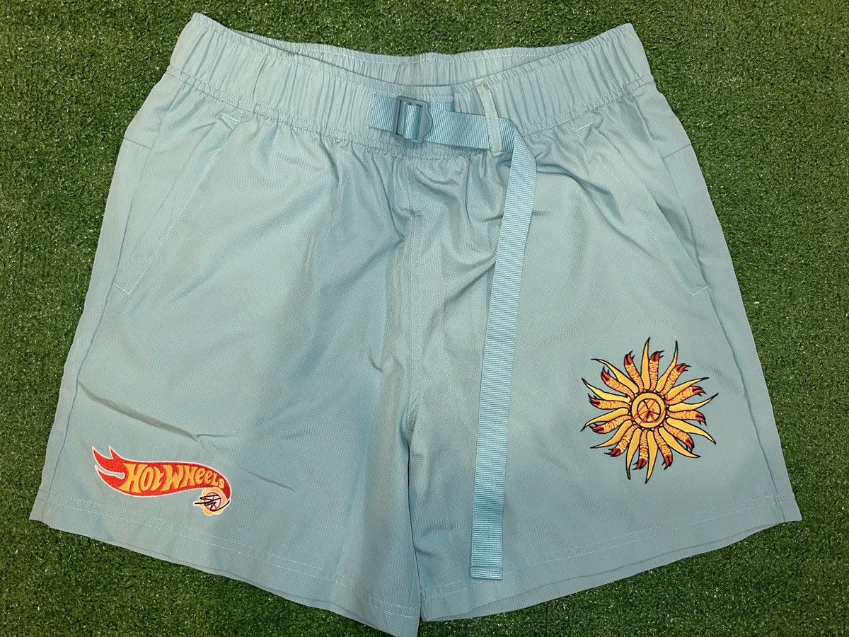 Adidas Adidas X Sean Witherspoon X Hot Wheels Shorts Size Medium Size US 32 / EU 48 - 1 Thumbnail