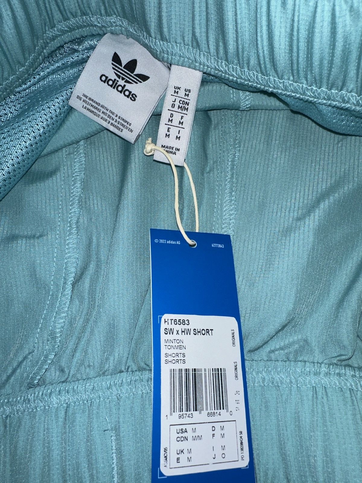 Adidas Adidas X Sean Witherspoon X Hot Wheels Shorts Size Medium Size US 32 / EU 48 - 3 Thumbnail