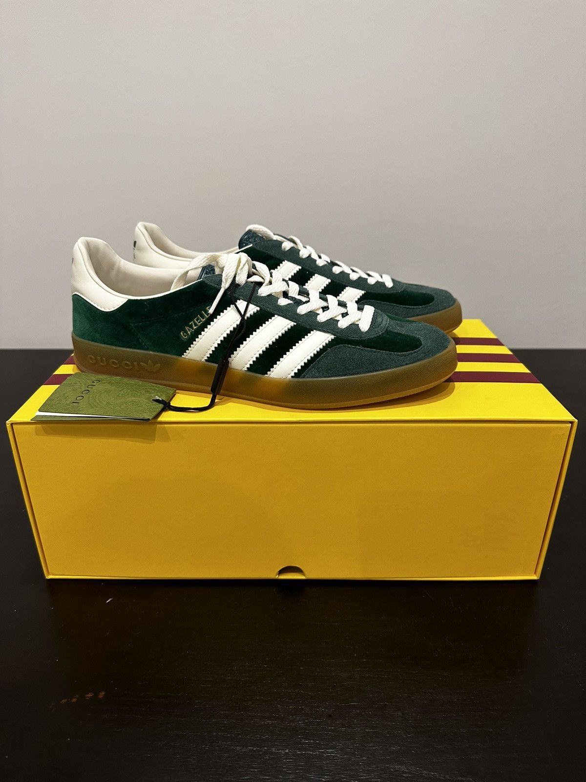 adidas gazelle silver green womens Adidas x Gucci Men's Gazelle Leather & Suede Black / Green / Red Low Top  Sneakers