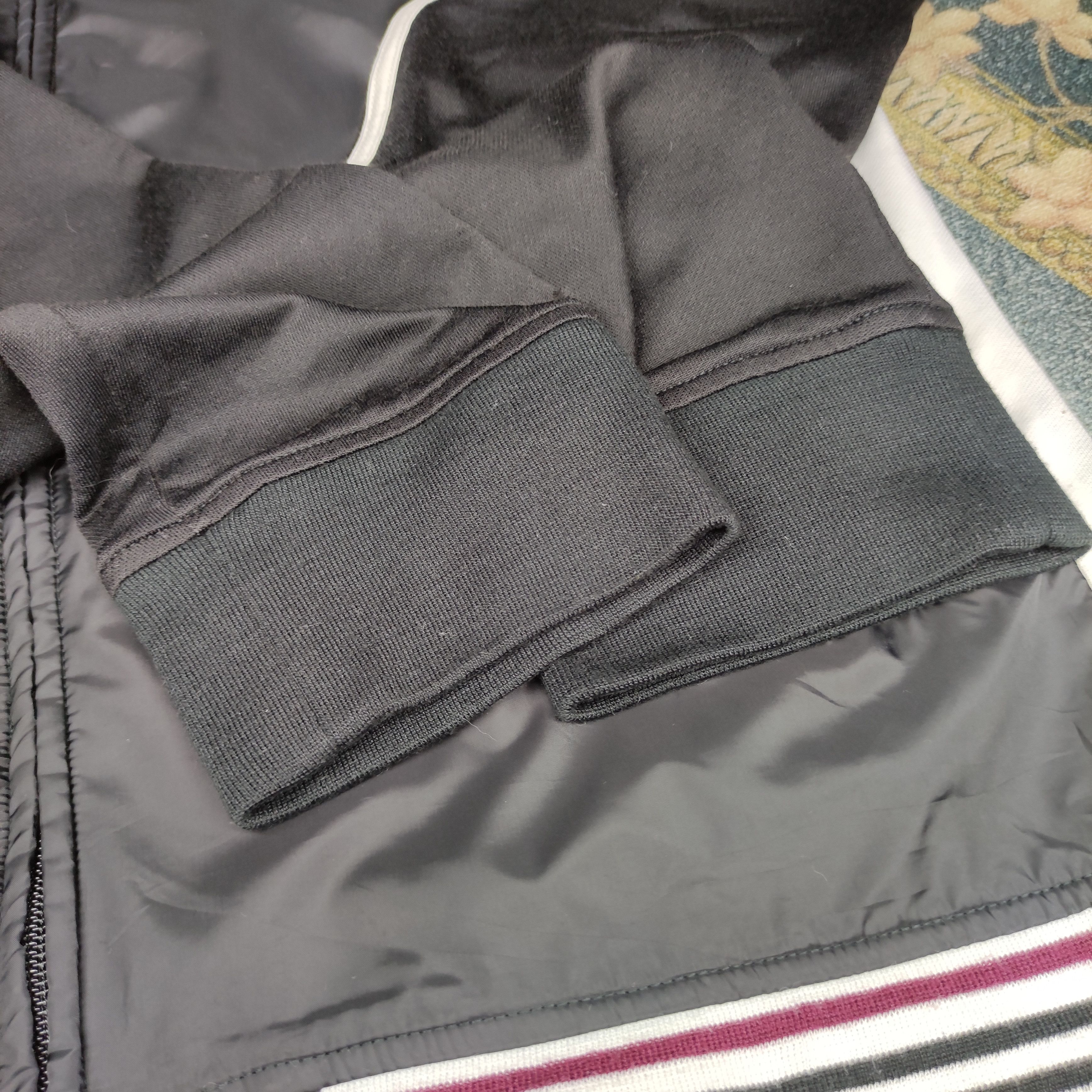Burberry A33 Burberry black label tracktop jacket Size US M / EU 48-50 / 2 - 10 Thumbnail