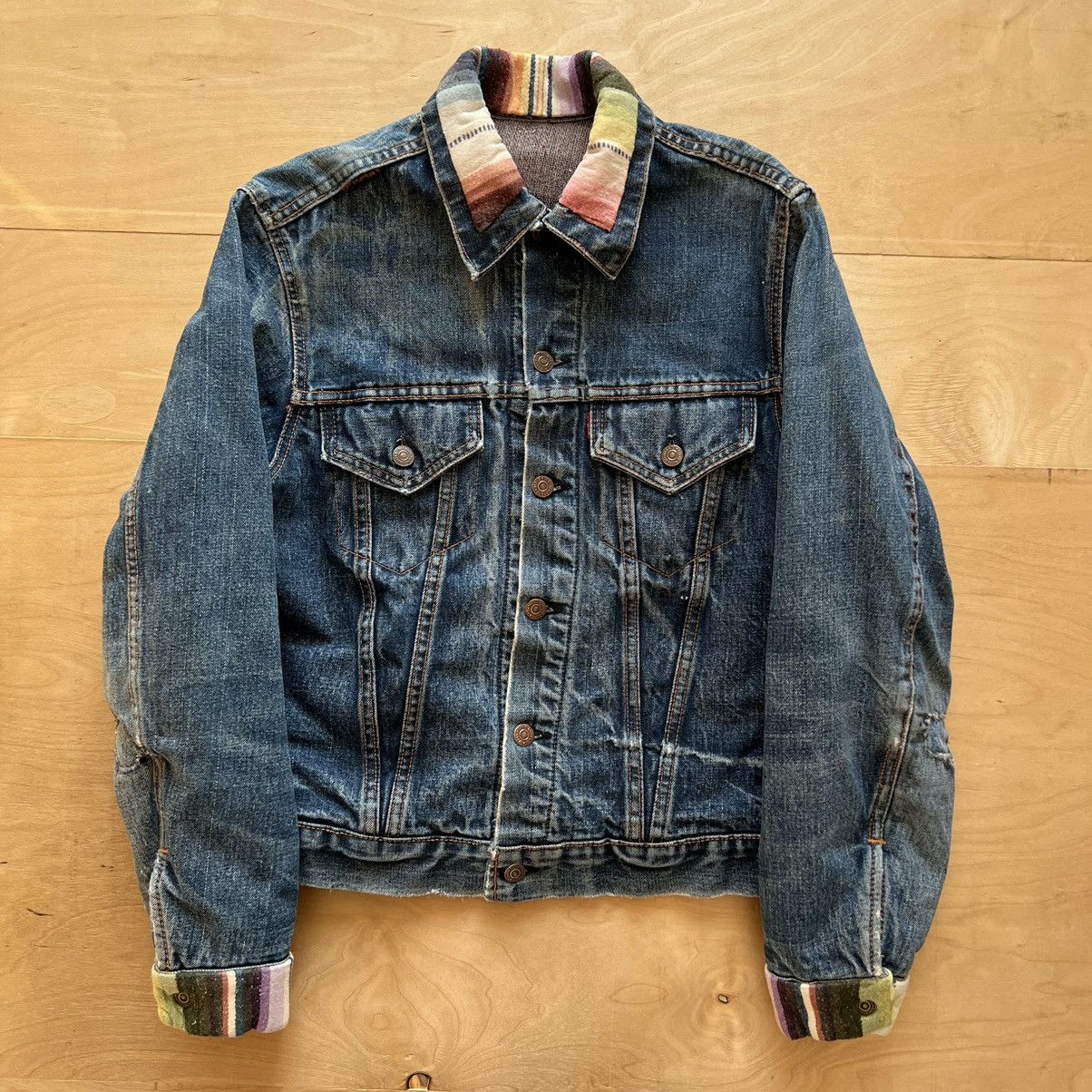 Vintage Levi’s on sale lined denim jacket. Size 48