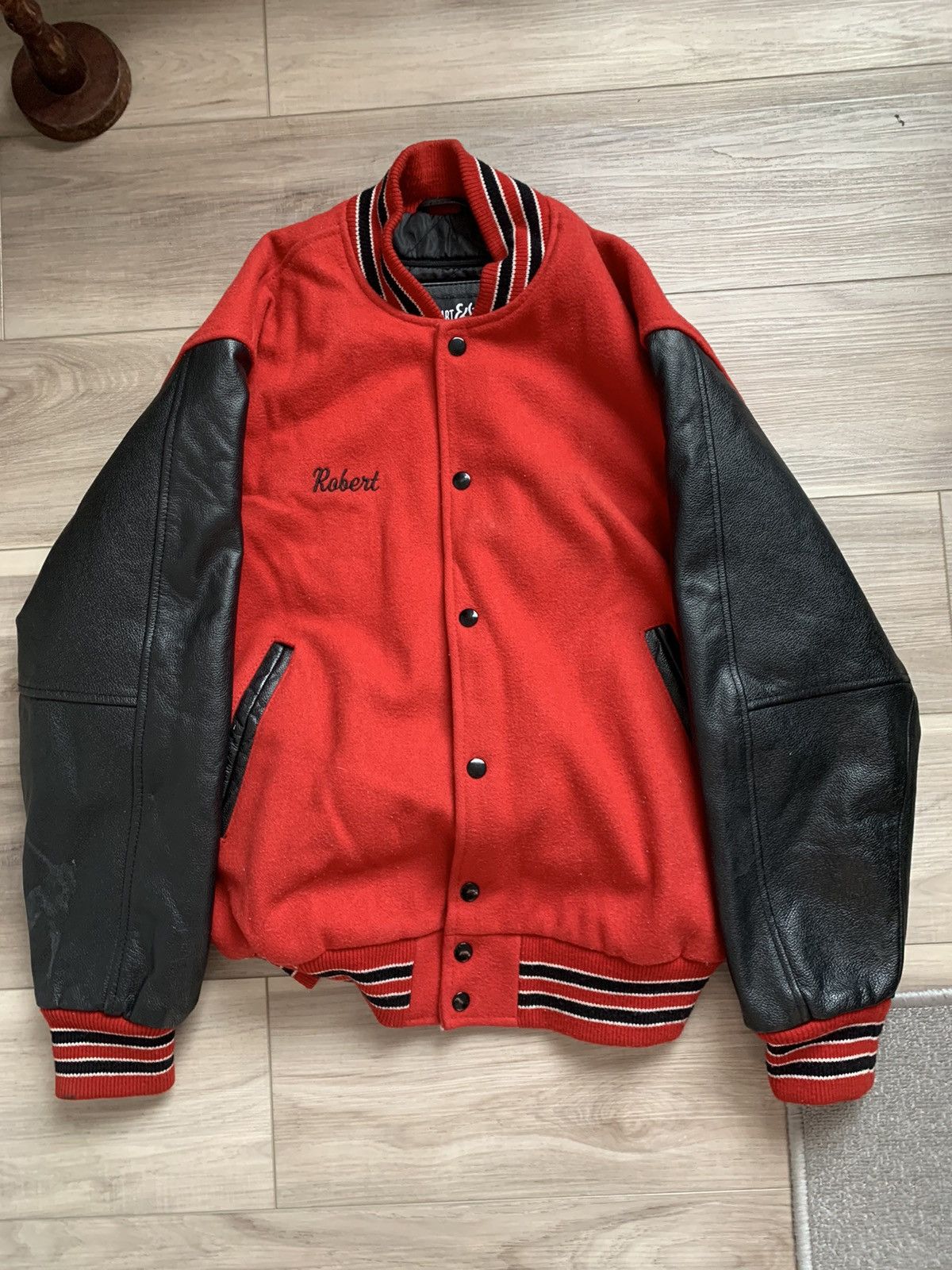 Vintage early 2000s racing leather jacket 🩷