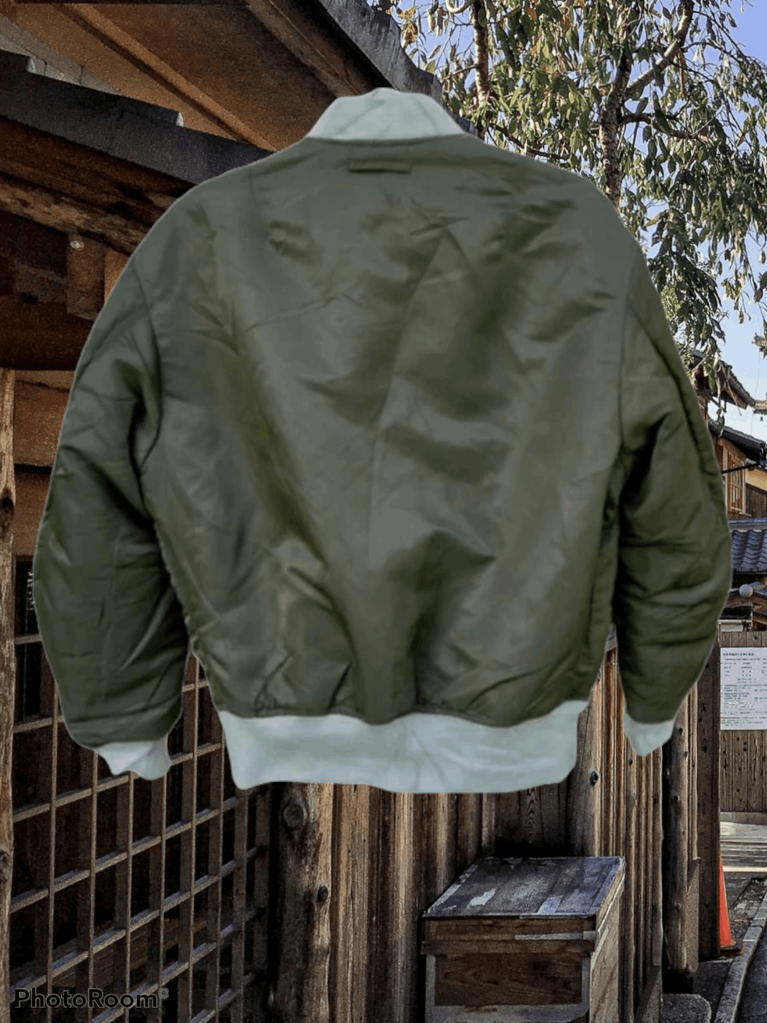 Lemaire × Uniqlo UNIQLO X LEMAIRE REVERSIBLE BOMBER JACKET Size US M / EU 48-50 / 2 - 4 Thumbnail