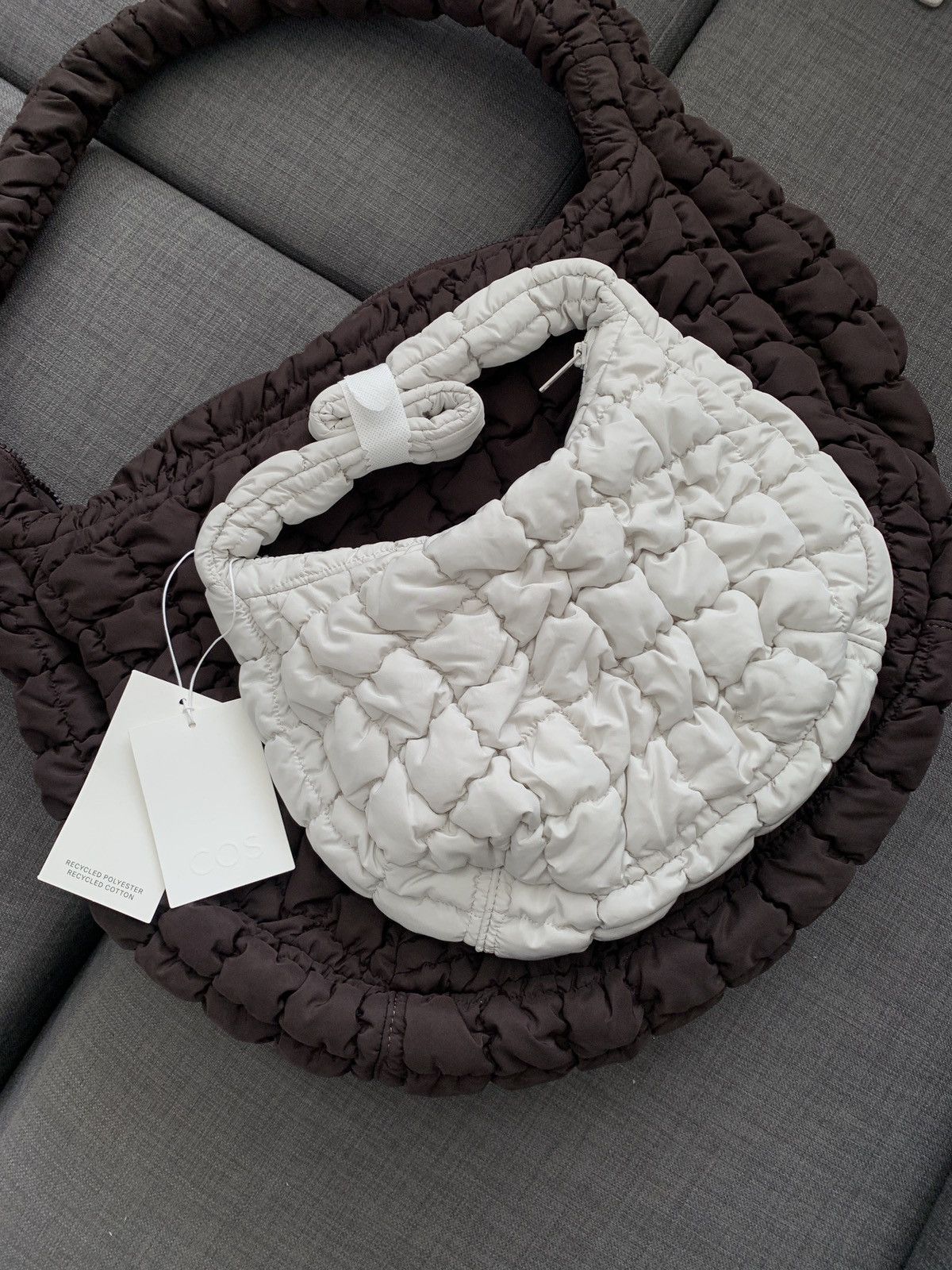 【COS】 Quilted Mini Bag : Light Grey AzuraMart - COS Quilted Bag - Grey - Mini