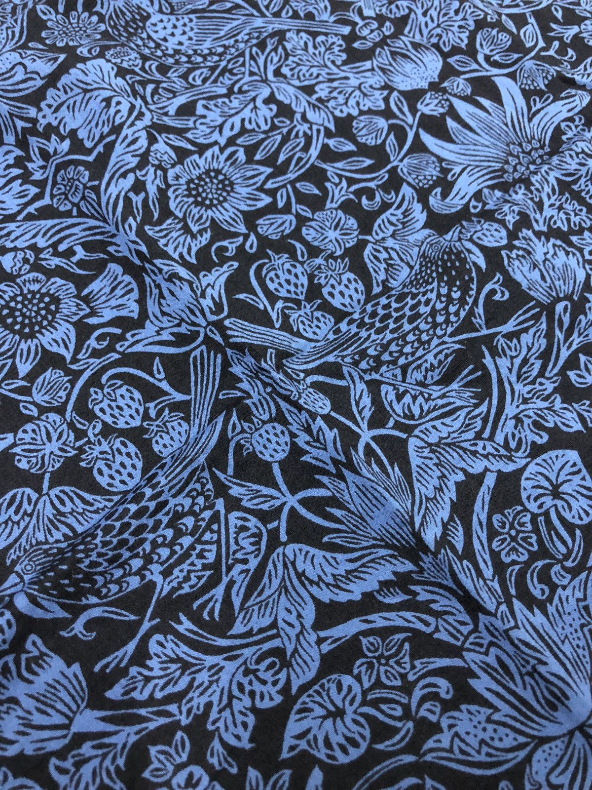Designer × Liberty × Liberty London Archive Paisley Art overprinted Handkerchief Size ONE SIZE - 6 Thumbnail