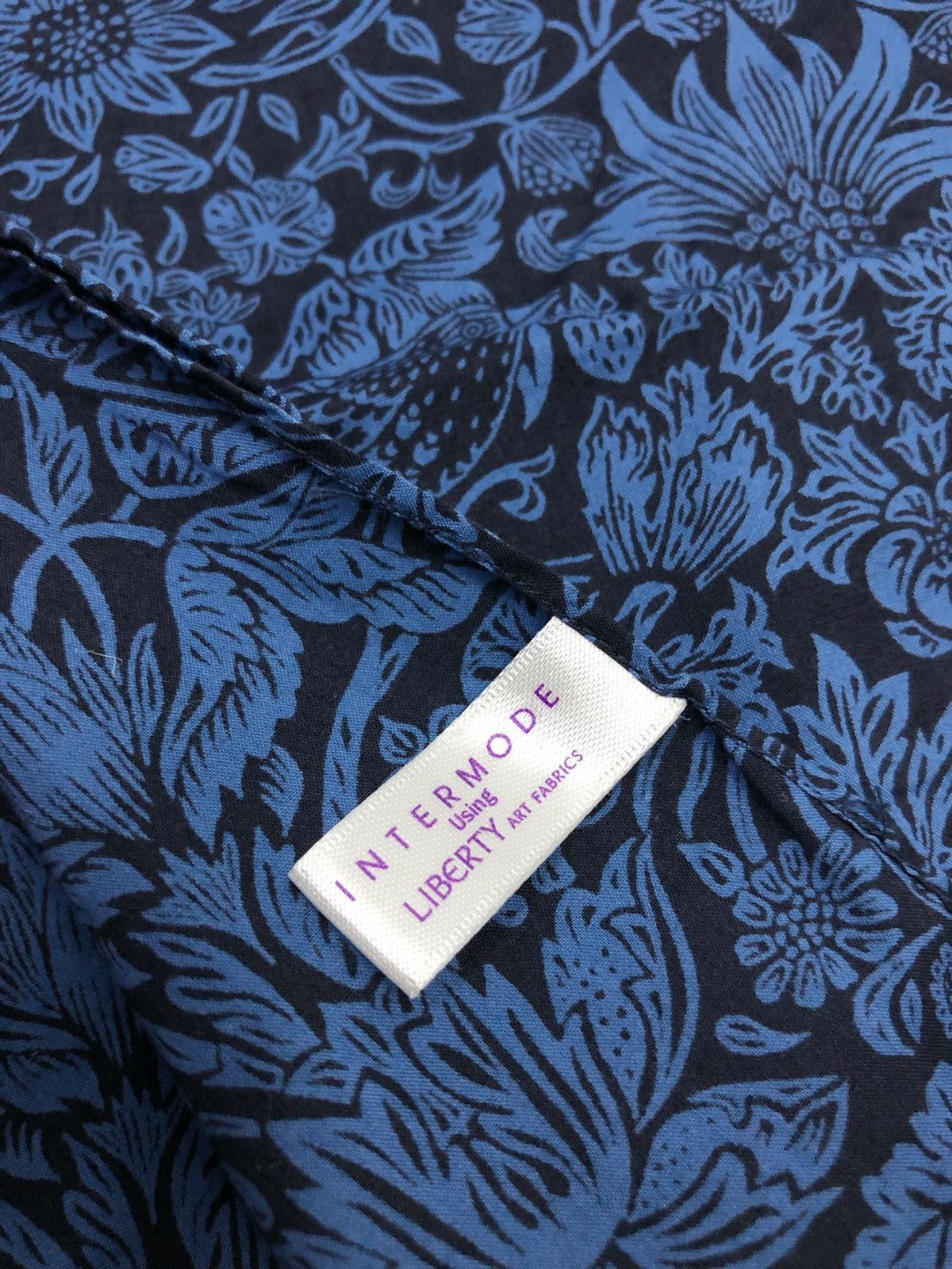 Designer × Liberty × Liberty London Archive Paisley Art overprinted Handkerchief Size ONE SIZE - 5 Thumbnail