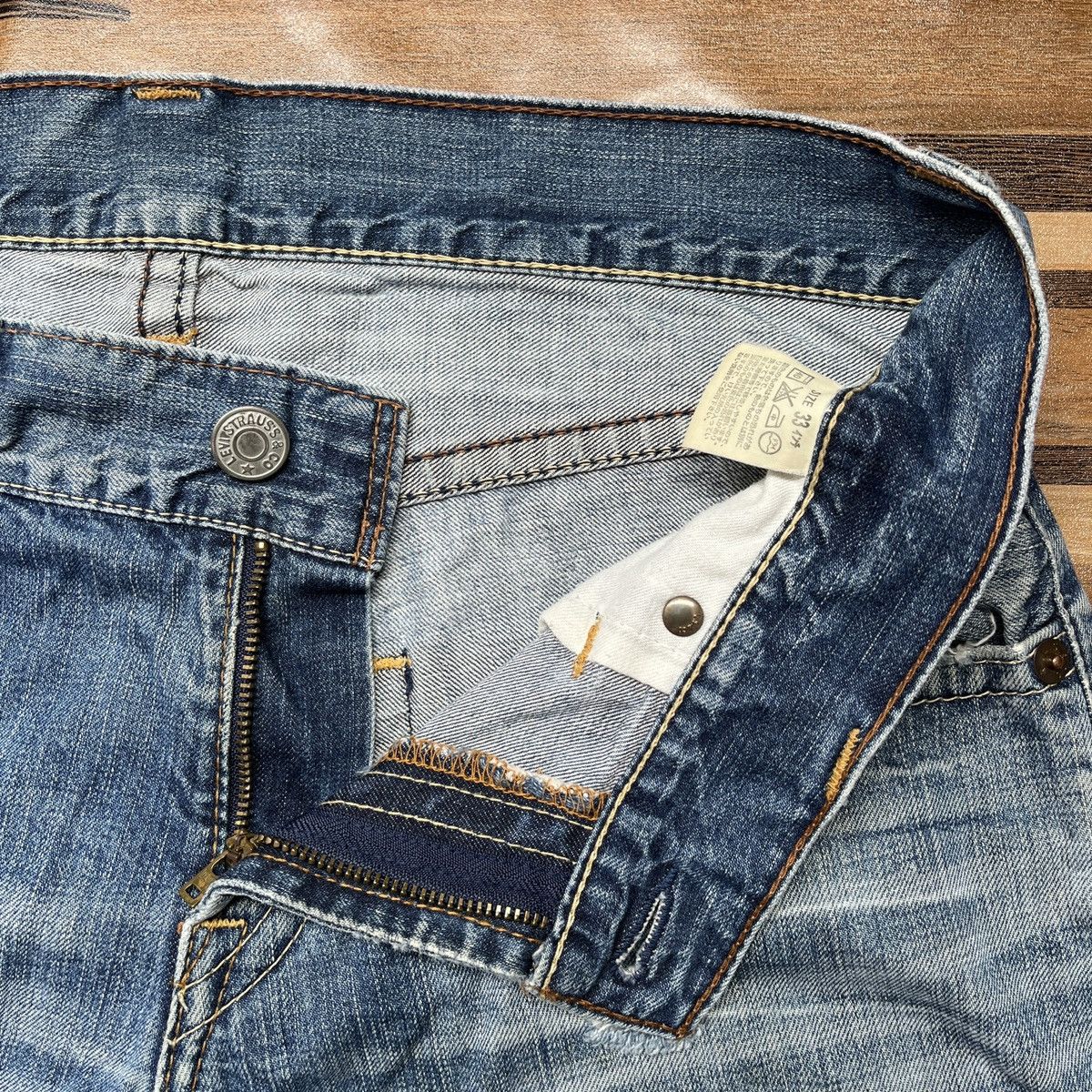 Levi's Ripped Distressed Levis 503 Vintage Denim Jeans Size US 33 - 9 Thumbnail