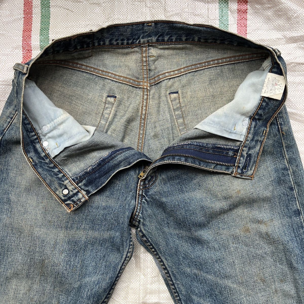 Levi's Levis 503 Vintage 1999 Old Thrashed Made In Japan Size US 33 - 21 Thumbnail