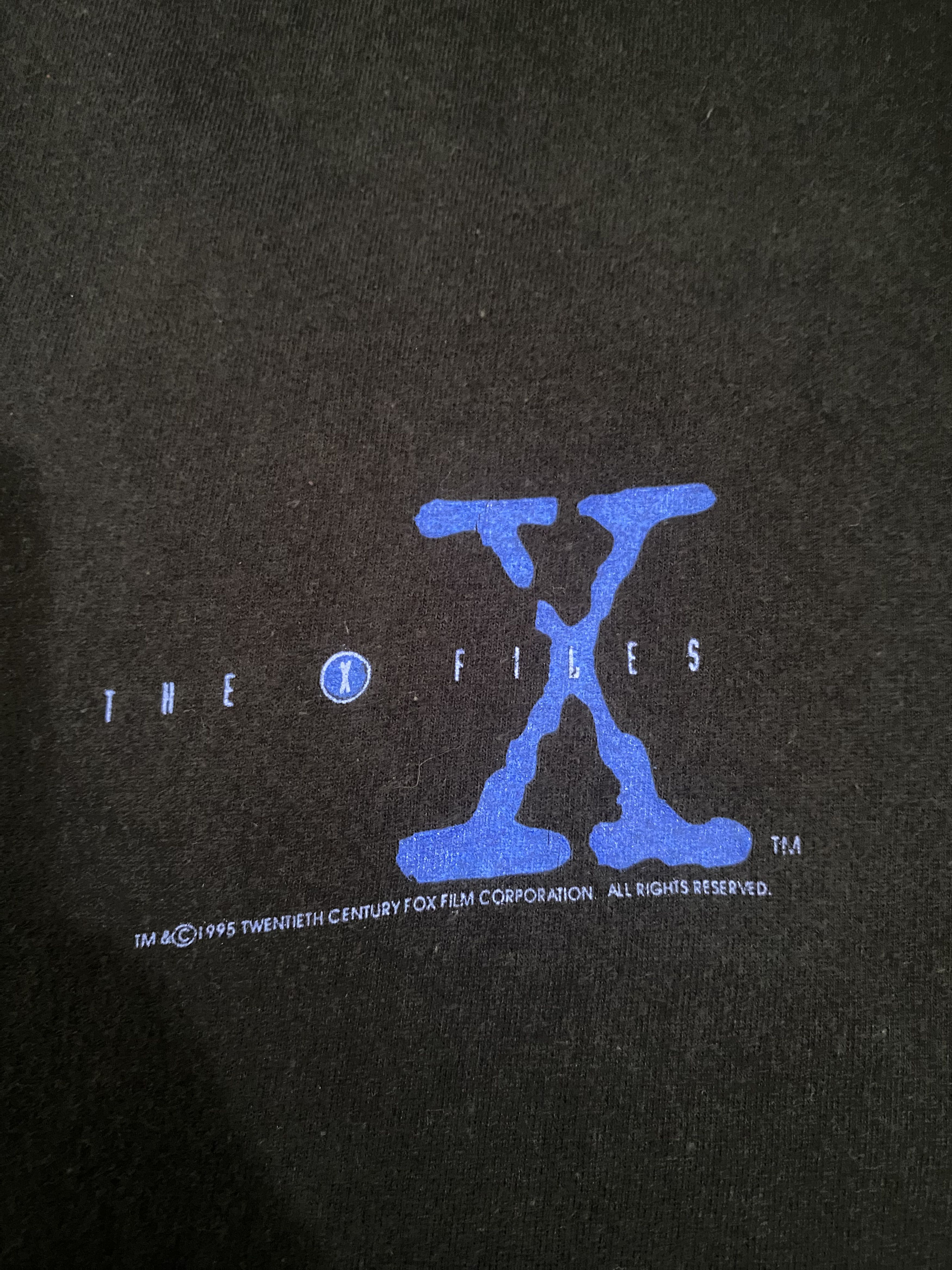 Vintage 90s Movie. The X Files I Want to Believe Tshirt Vintage Size US L / EU 52-54 / 3 - 4 Thumbnail