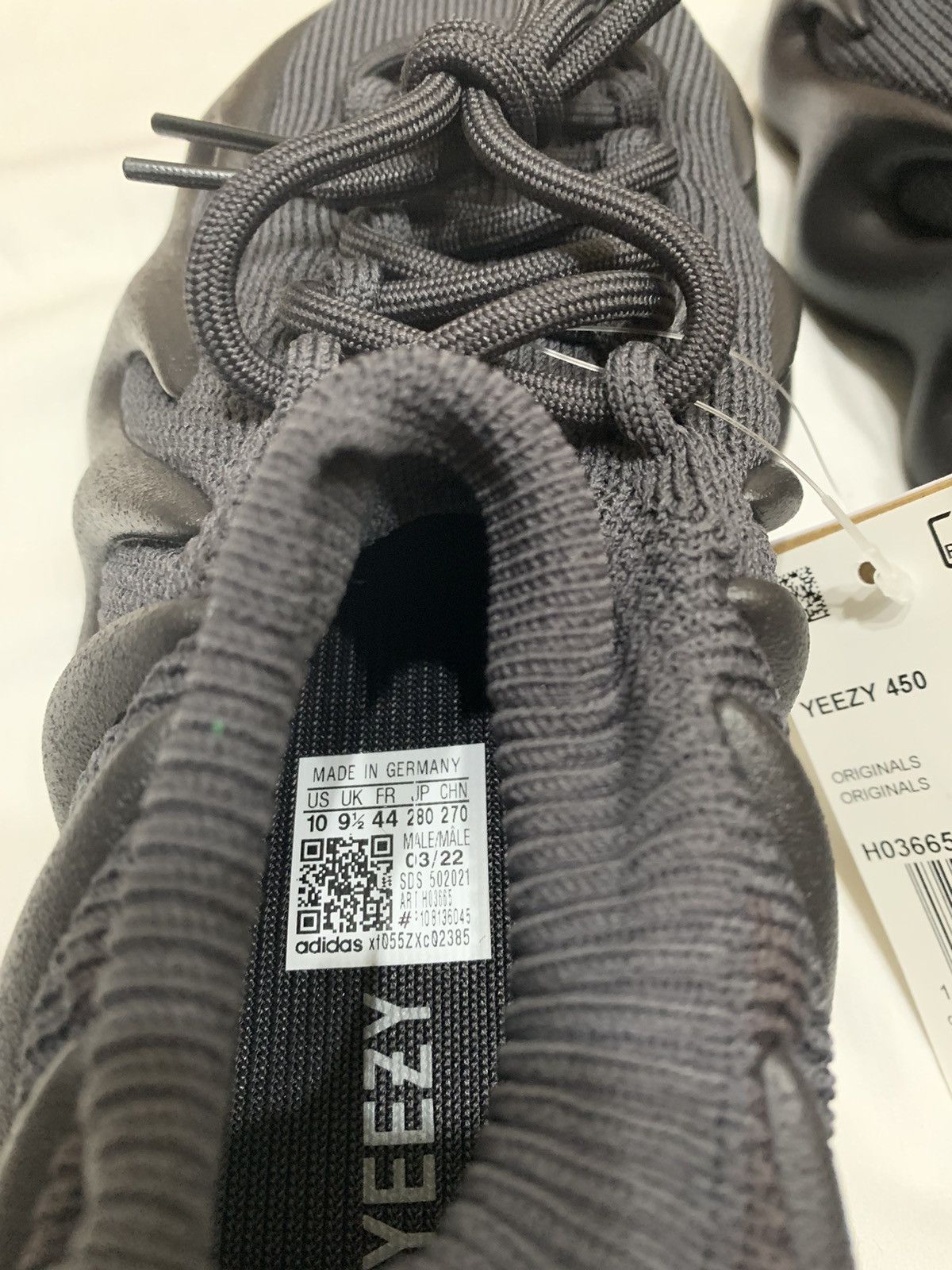 Adidas × Kanye West adidas Yeezy 450 Utility Black Size US 10 / EU 43 - 8 Thumbnail