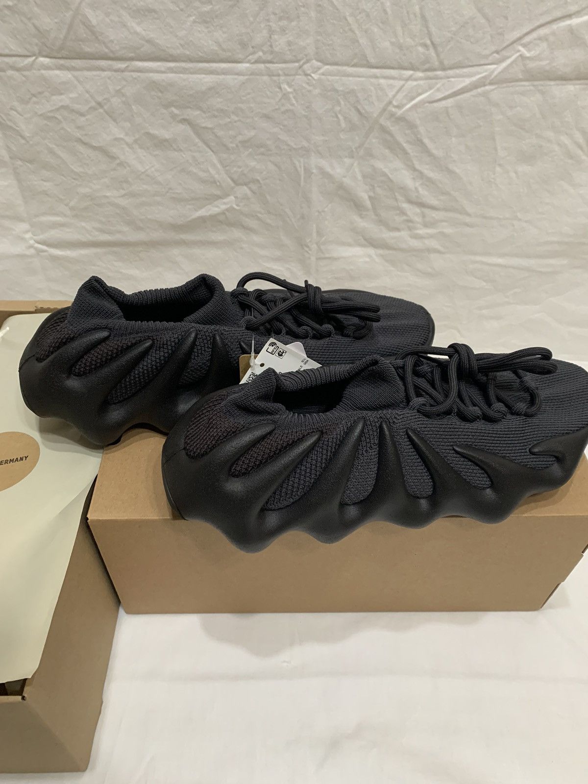 Adidas × Kanye West adidas Yeezy 450 Utility Black Size US 10 / EU 43 - 6 Thumbnail