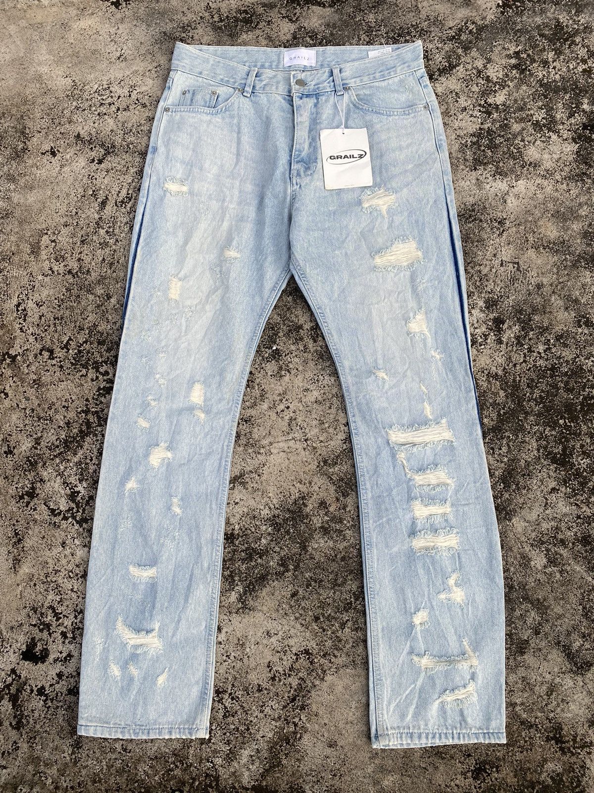 Beauty Beast 💸BINDINGOFFER💸Grailz Disstressed Flare Jeans Size US 33 - 1 Thumbnail