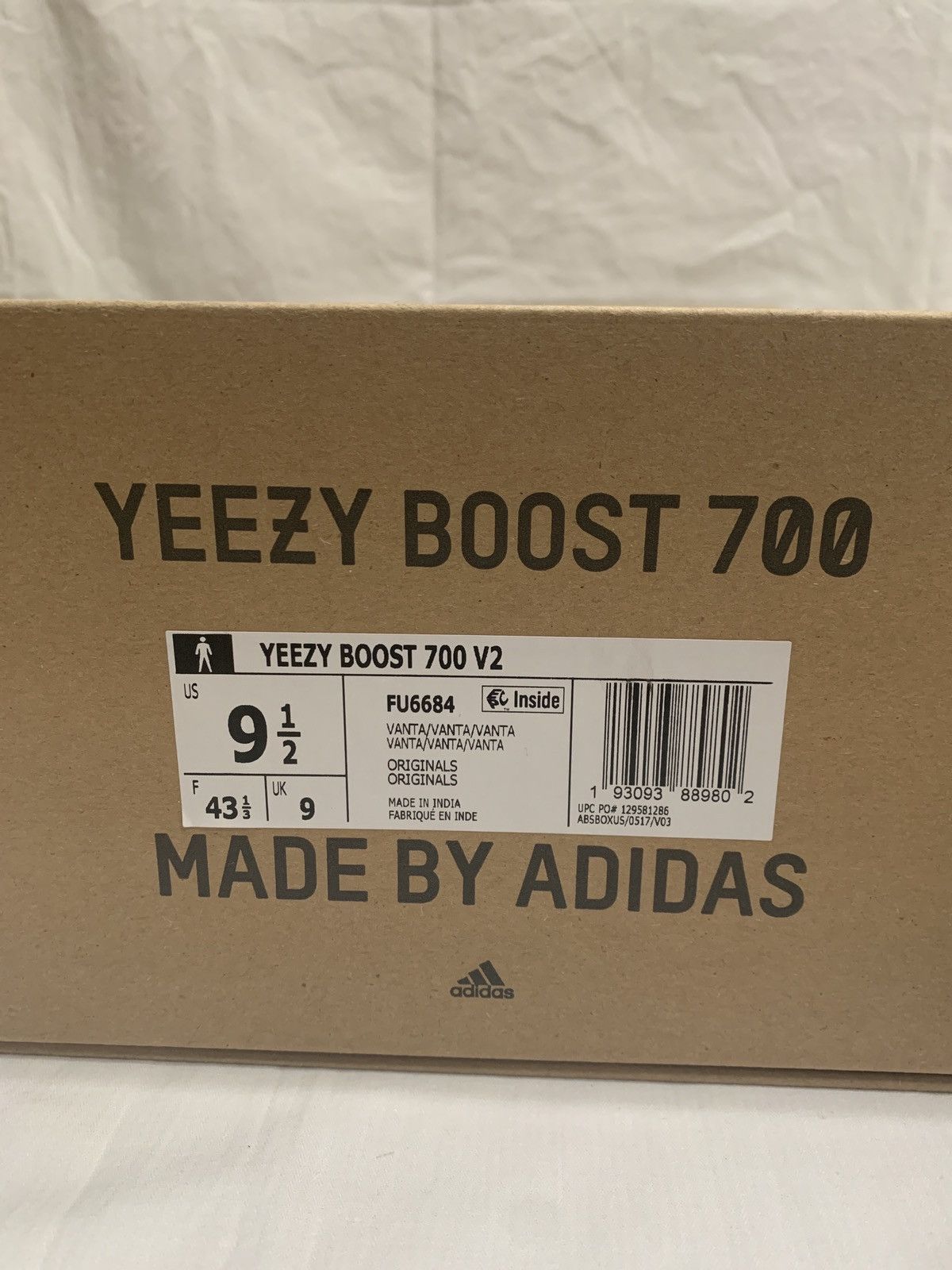 Adidas × Kanye West adidas Yeezy Boost 700 V2 Size US 9.5 / EU 42-43 - 9 Thumbnail
