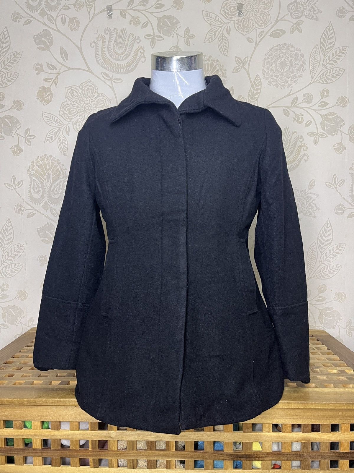 Designer × Express Made In Romania Express Wool Coat Size US S / EU 44-46 / 1 - 1 Thumbnail