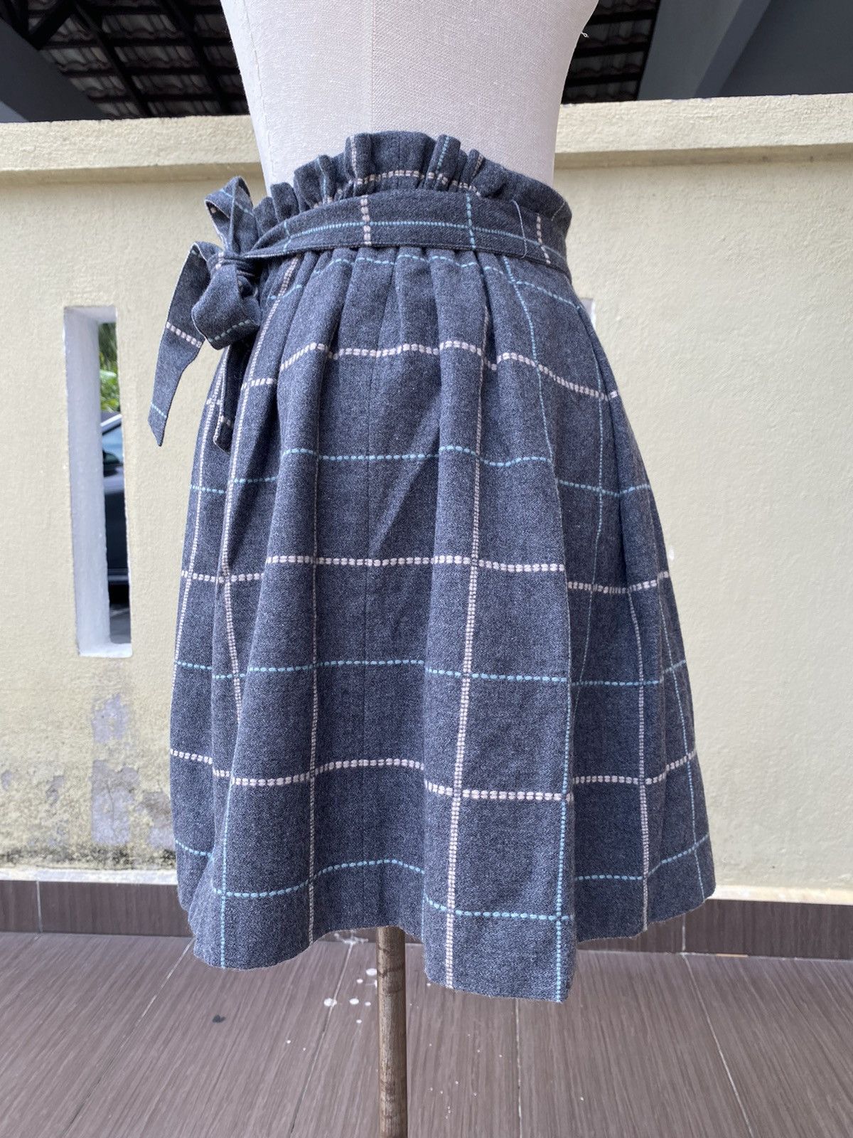 agnes b. wool skirt Size 28" / US 6 / IT 42 - 4 Thumbnail