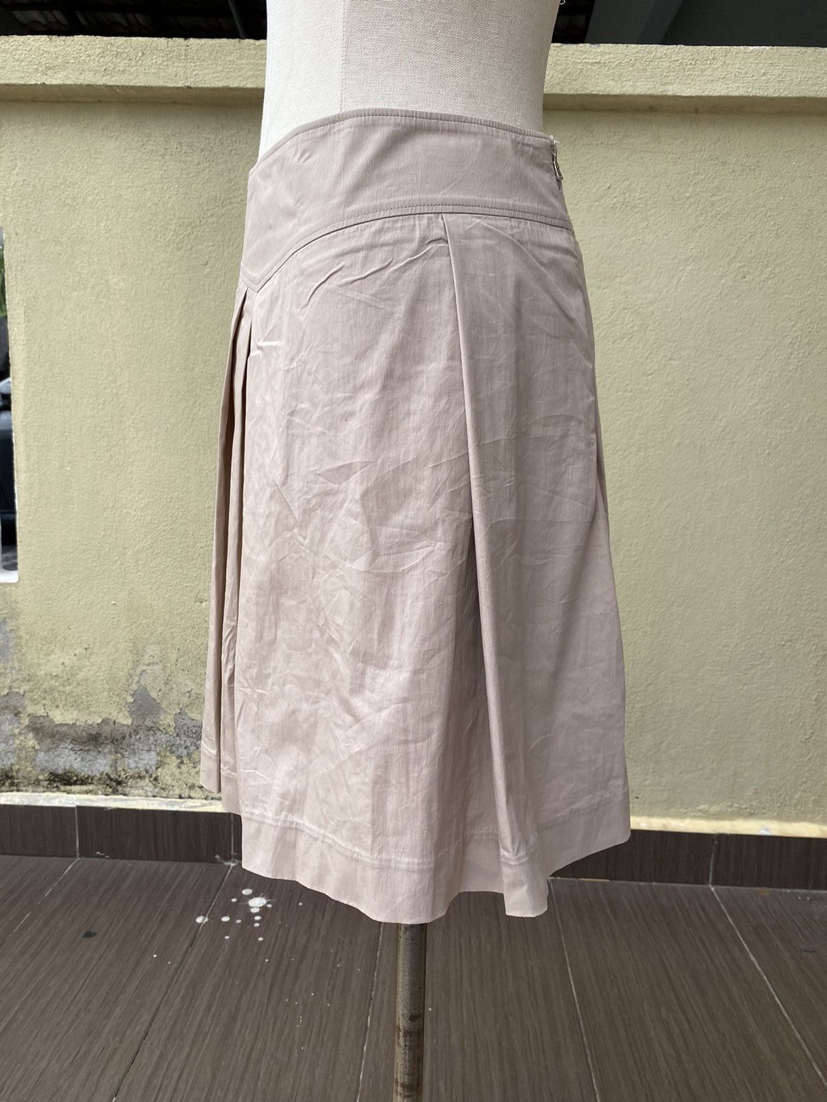 Bogner brown skirt Size 29" - 2 Thumbnail