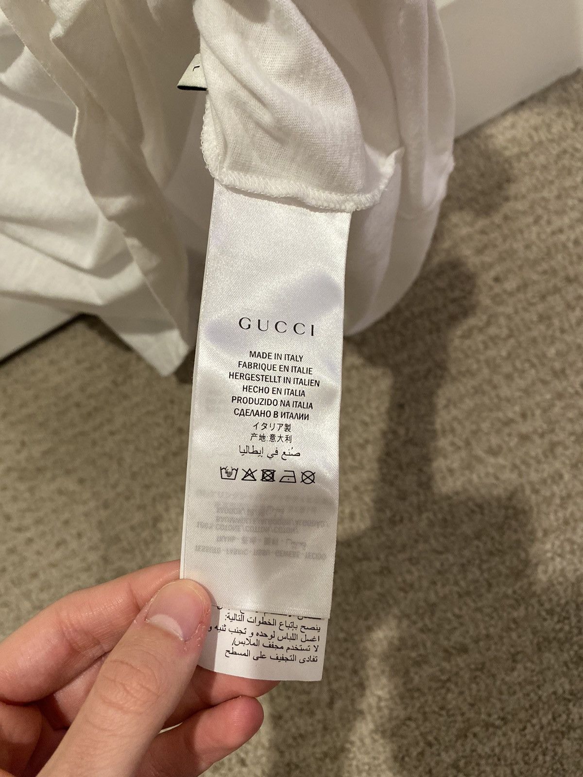 Gucci Gucci Vintage Logo T-Shirt Size US L / EU 52-54 / 3 - 9 Thumbnail