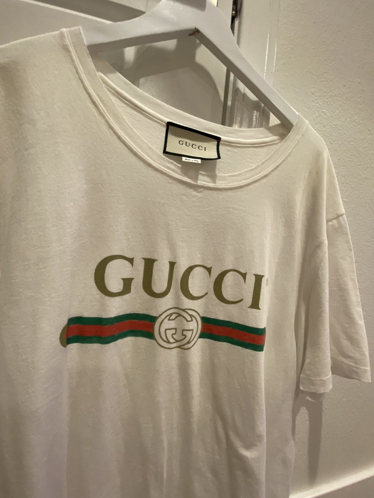 Gucci Gucci Vintage Logo T-Shirt Size US L / EU 52-54 / 3 - 3 Thumbnail