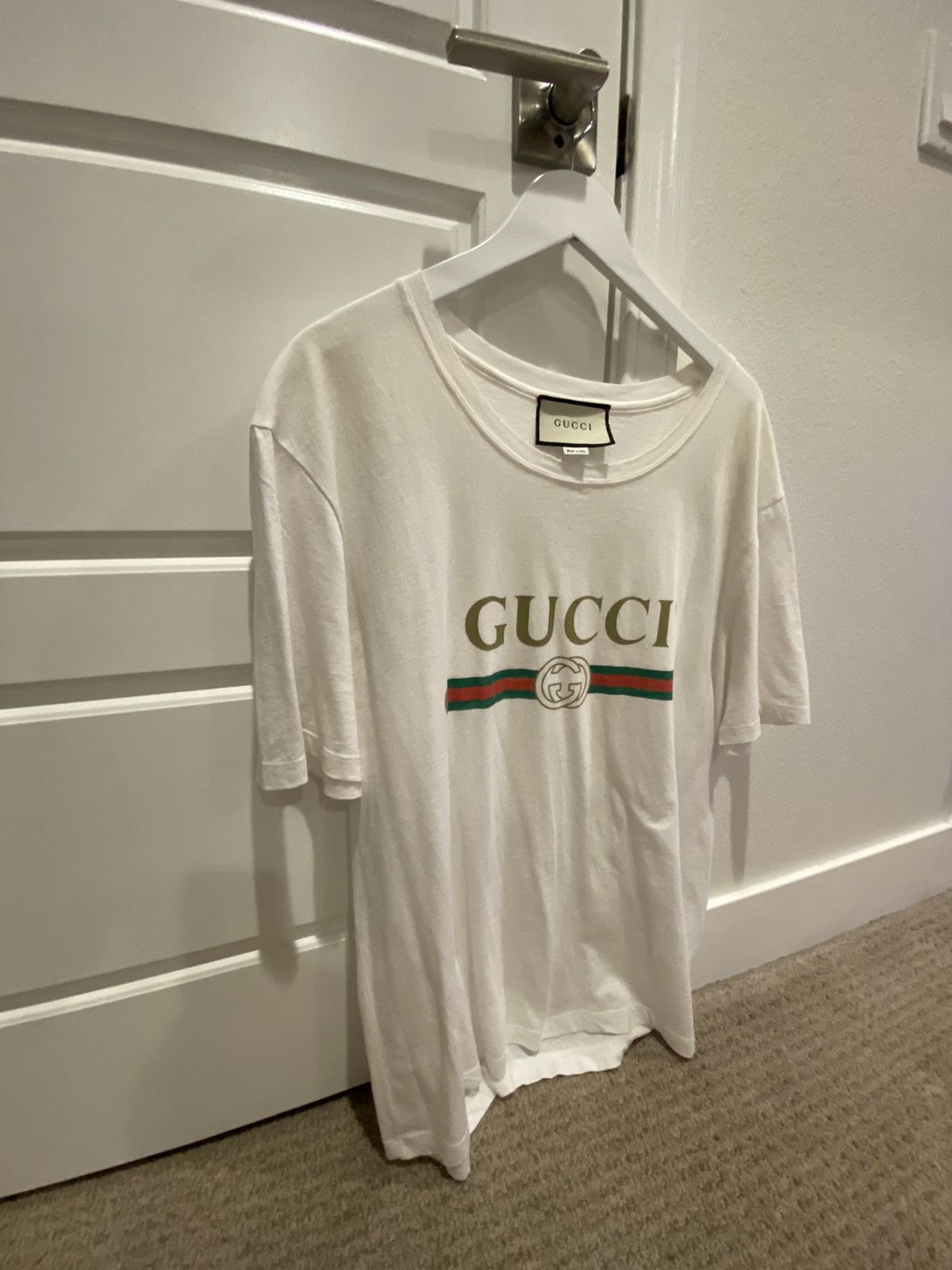 Gucci Gucci Vintage Logo T-Shirt Size US L / EU 52-54 / 3 - 5 Thumbnail