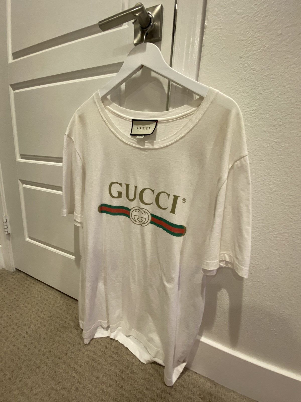 Gucci Gucci Vintage Logo T-Shirt Size US L / EU 52-54 / 3 - 4 Thumbnail