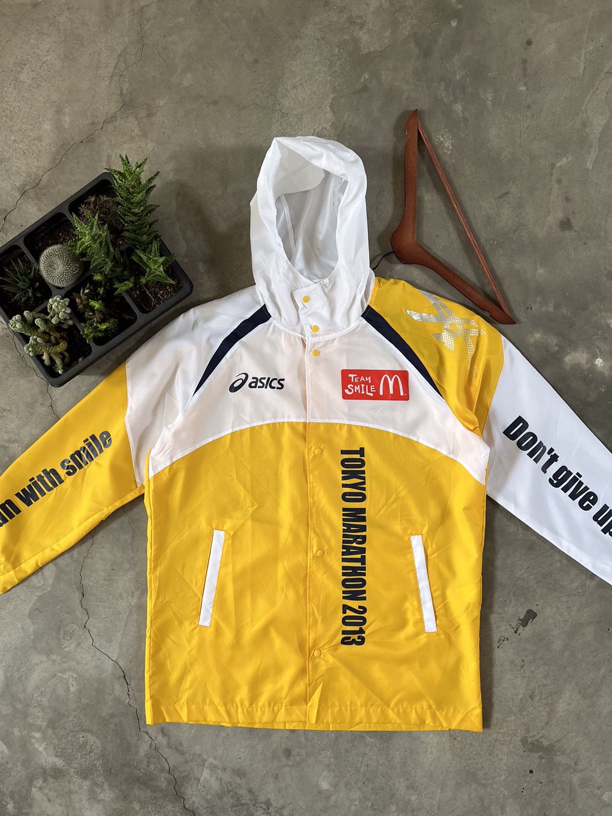 Asics Tokyo Marathon Raincoat
