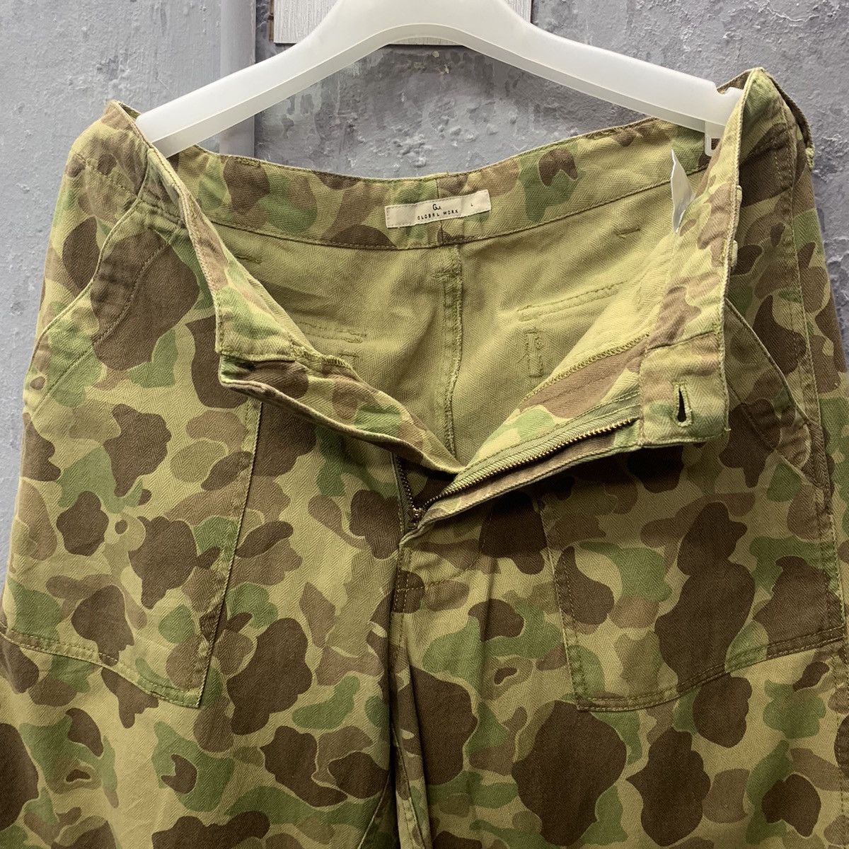 Global Work Chocolate Chip Camo Bushpants Trousers. Size US 33 - 8 Thumbnail
