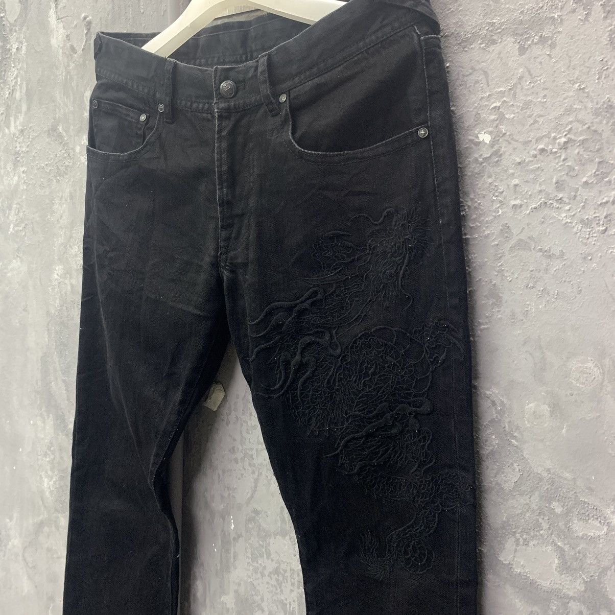 Japanese Brand Natural Born Addiction Dragon art Embroidered Black Denim Size US 31 - 4 Thumbnail