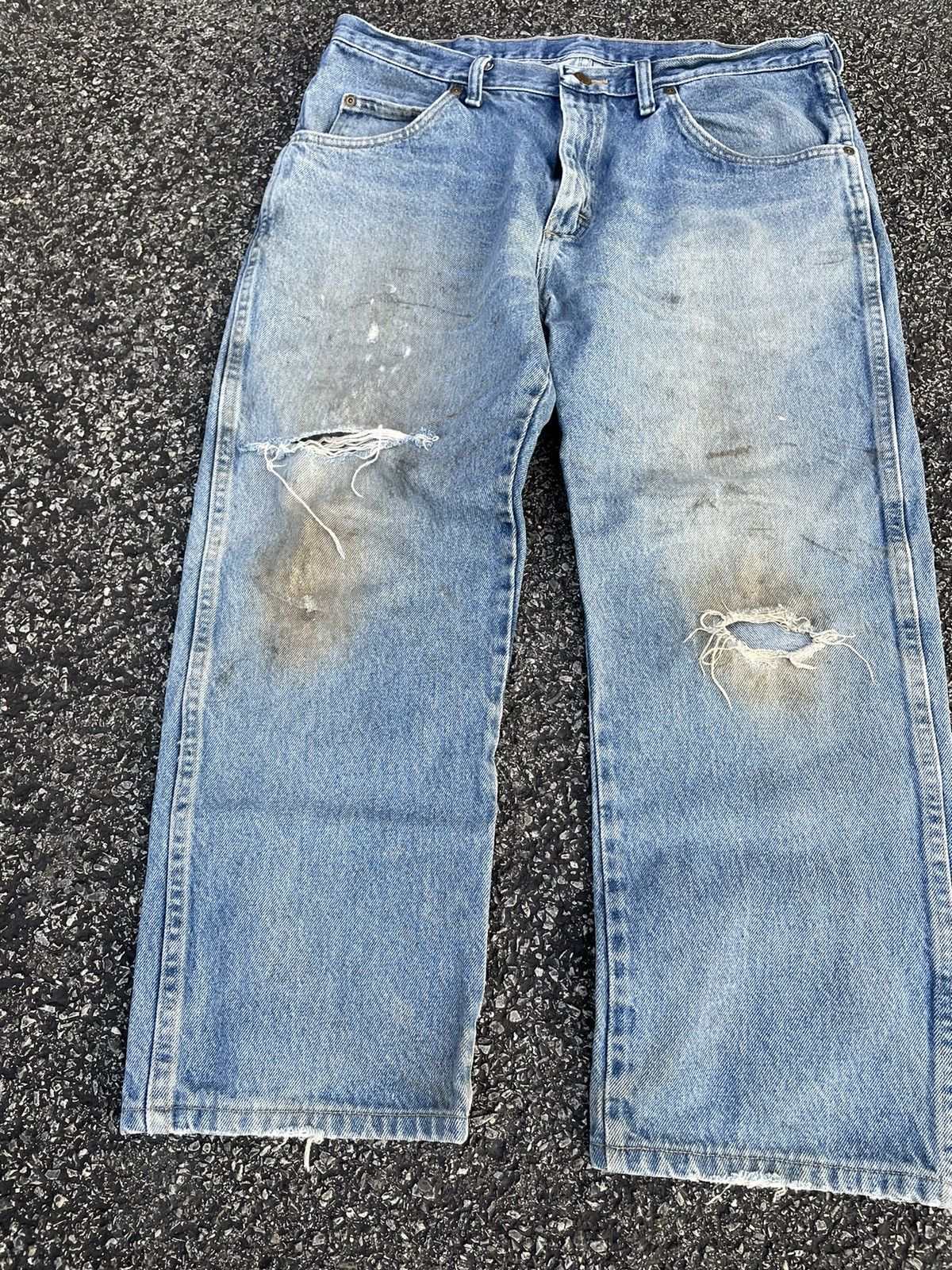 Wrangler Vintage wrangler distressed light wash jeans Size US 34 / EU 50 - 3 Thumbnail