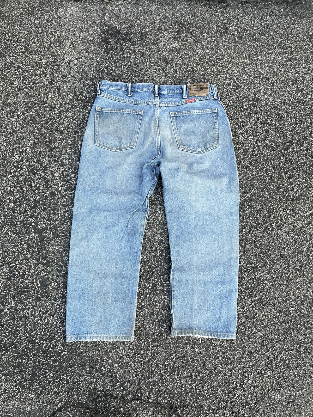 Wrangler Vintage wrangler distressed light wash jeans Size US 34 / EU 50 - 2 Preview