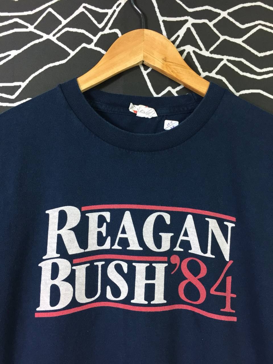 Rap Tees Vtg Y2K Reagen/Bush 1984 Presidential Campaign Tee Size US XXL / EU 58 / 5 - 3 Thumbnail