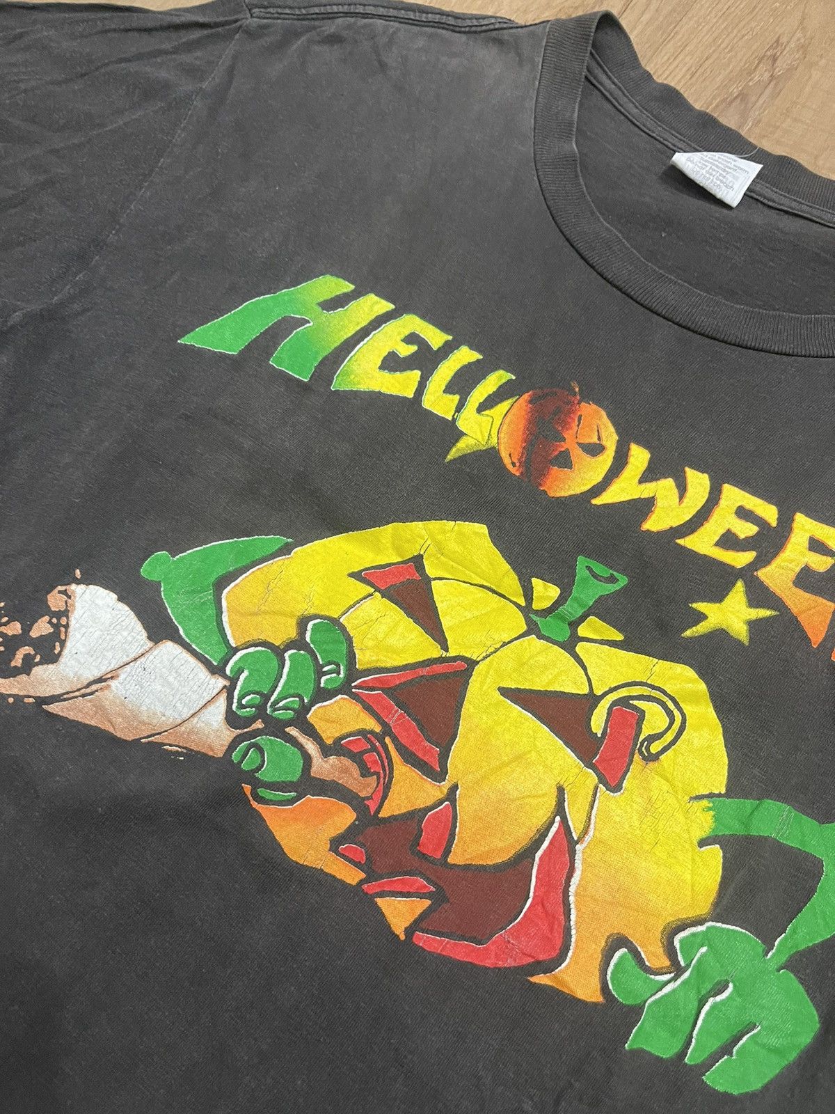 Vintage Vintage 1992 Helloween Smokin Tour tshirt Size US M / EU 48-50 / 2 - 2 Thumbnail
