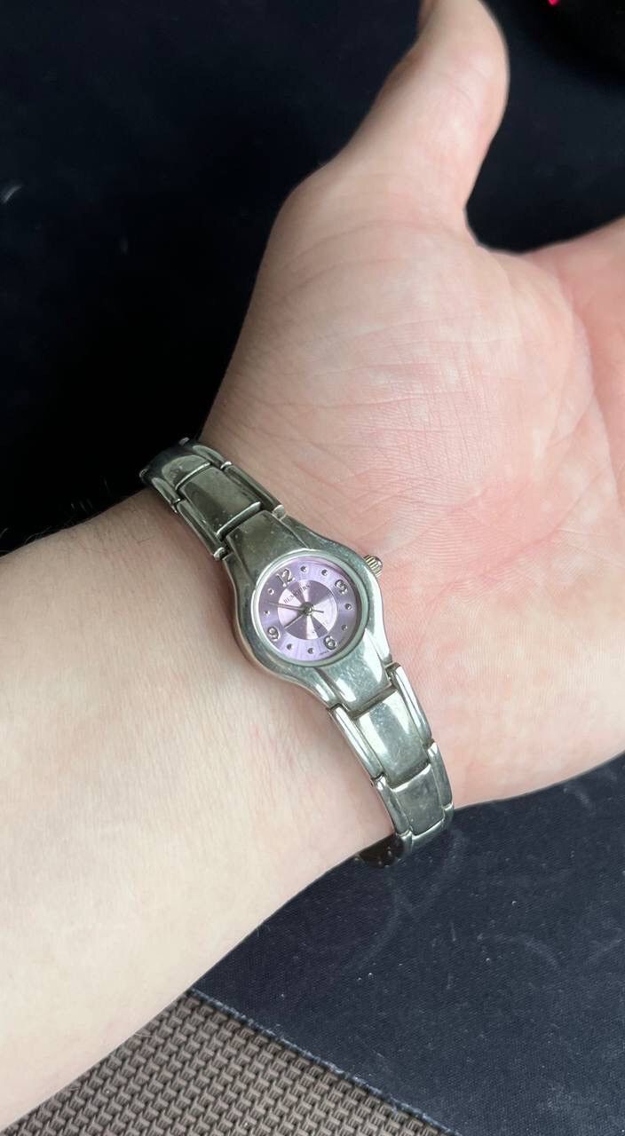 Japanese Brand × Jewelry × Vintage Japan Style Fashion Pink Analog Watch Bracelet Futuristic Size ONE SIZE - 1 Thumbnail