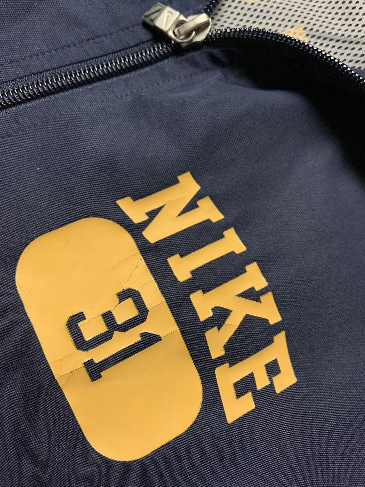Nike × Vintage Vintage Nike track jacket Big logo size L Size US L / EU 52-54 / 3 - 5 Thumbnail