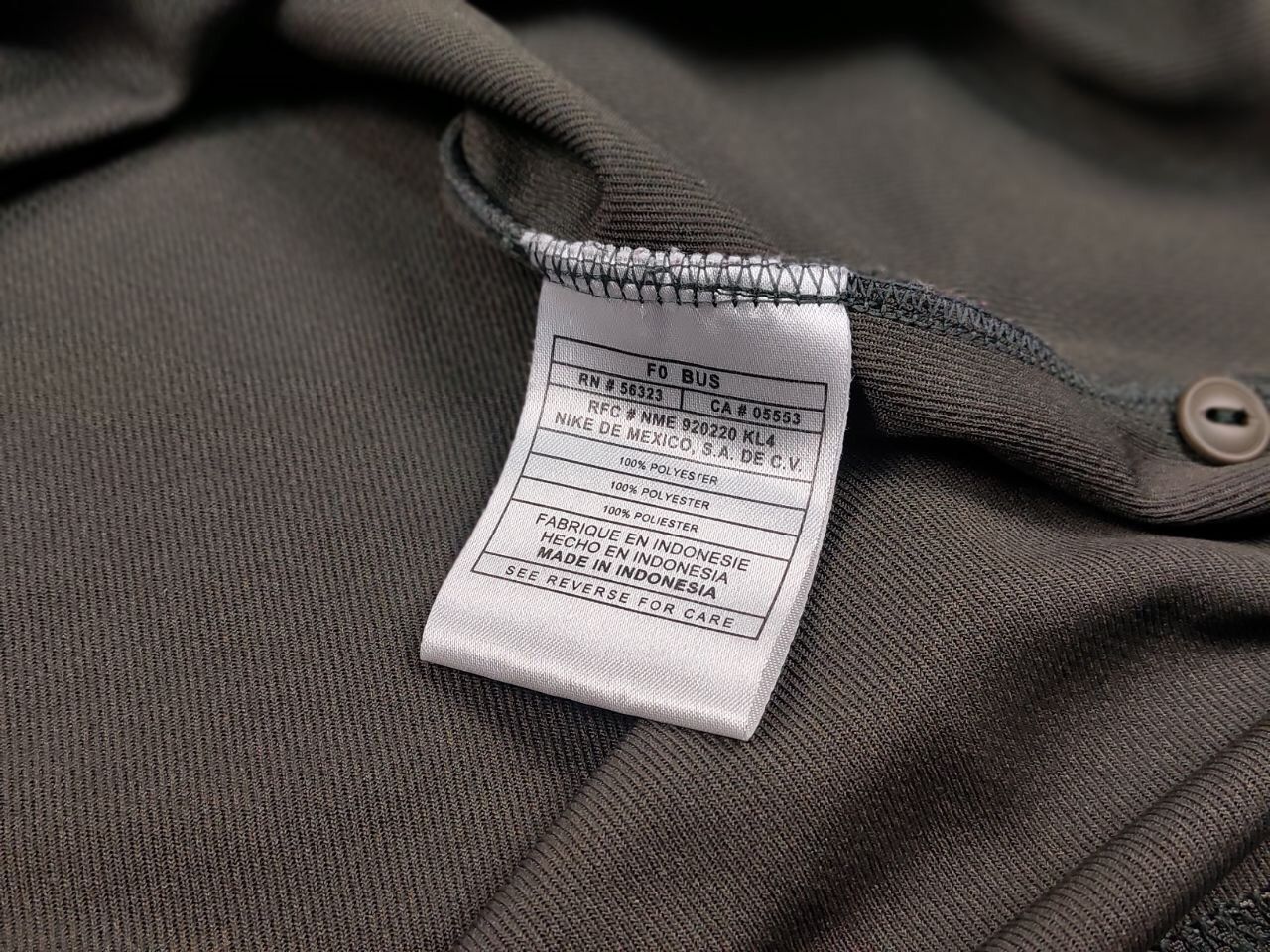 Nike ACG Vintage 90's Nike ACG Olive button Shirt with Pockets Size US L / EU 52-54 / 3 - 16 Thumbnail
