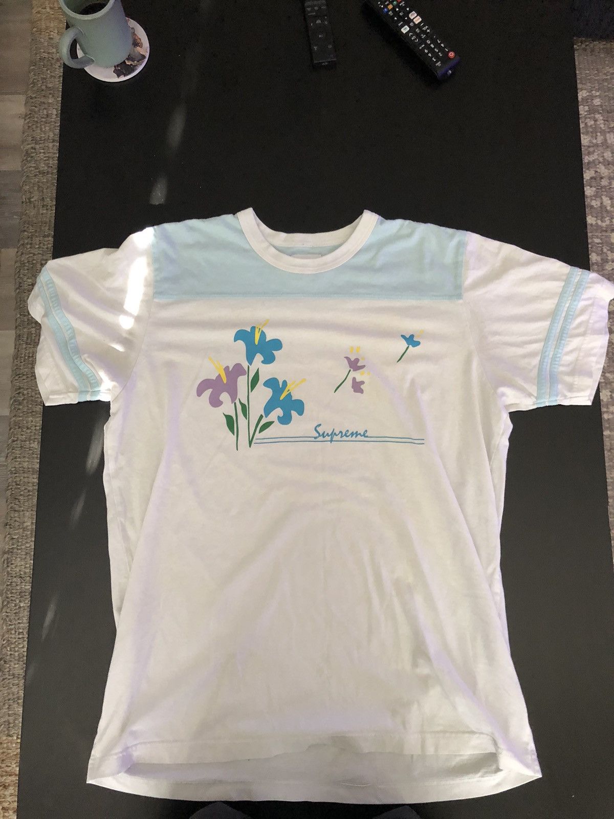 Supreme flower t shirt online