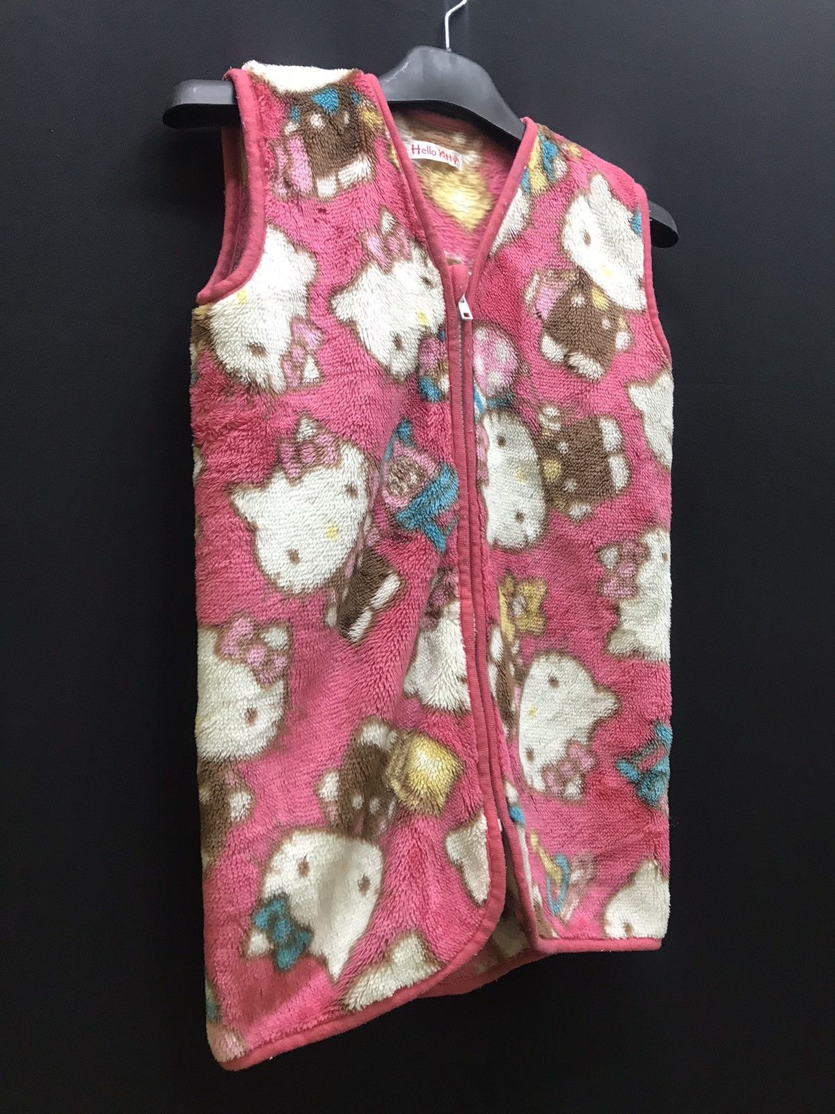 Cartoon Network Hello Kitty Fleece Vest – Cute & Cozy Streetwear Piece! Size US XS / EU 42 / 0 - 3 Thumbnail