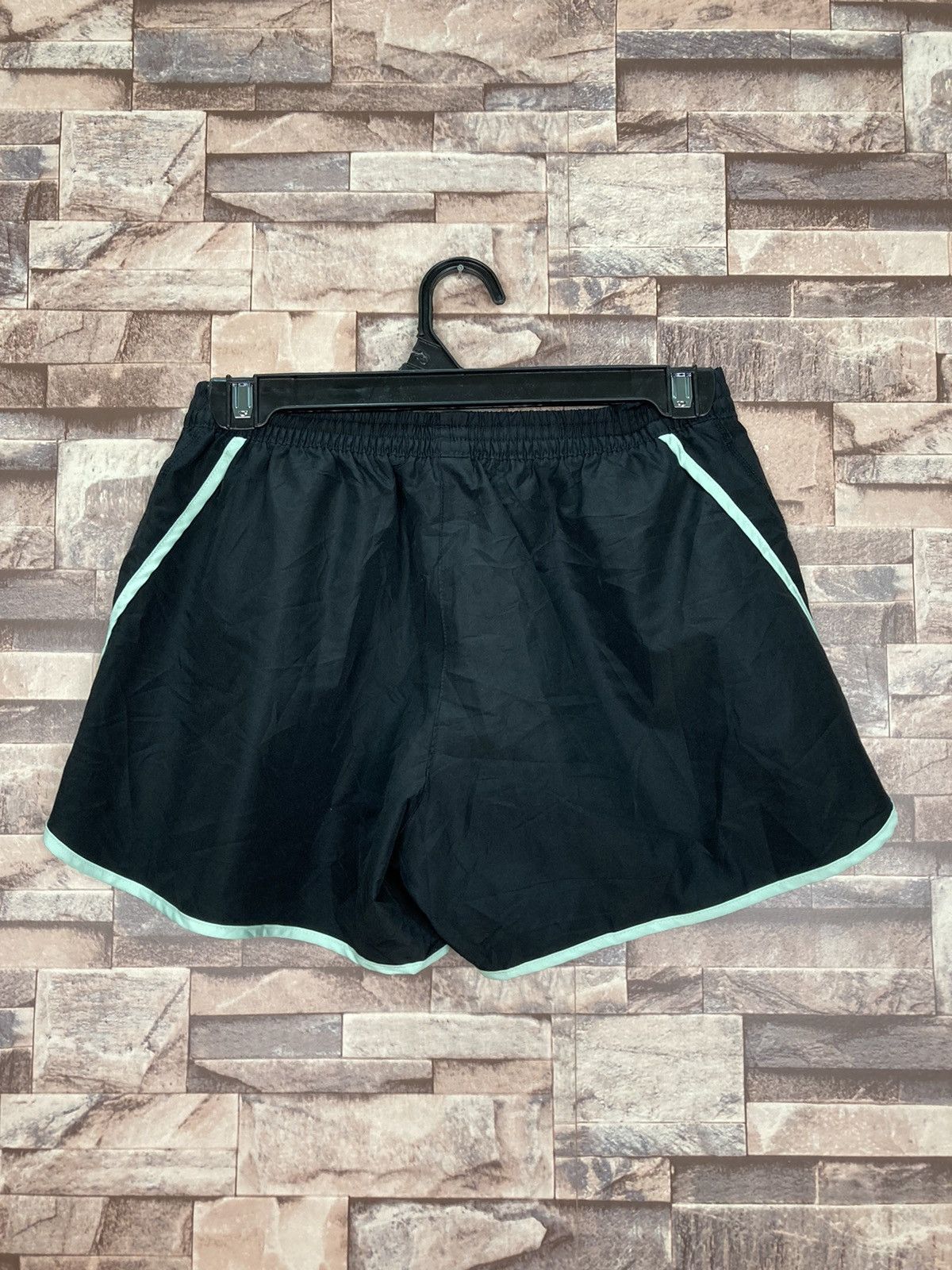 Adidas × Vintage Vintage Adidas Short Pants Size US 26 / EU 42 - 2 Thumbnail