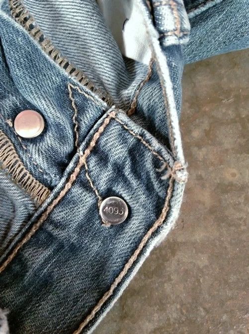 Levi's Vintage Levi's 501 Straight Leg Distressed Jeans 34x29 Size US 34 / EU 50 - 7 Thumbnail