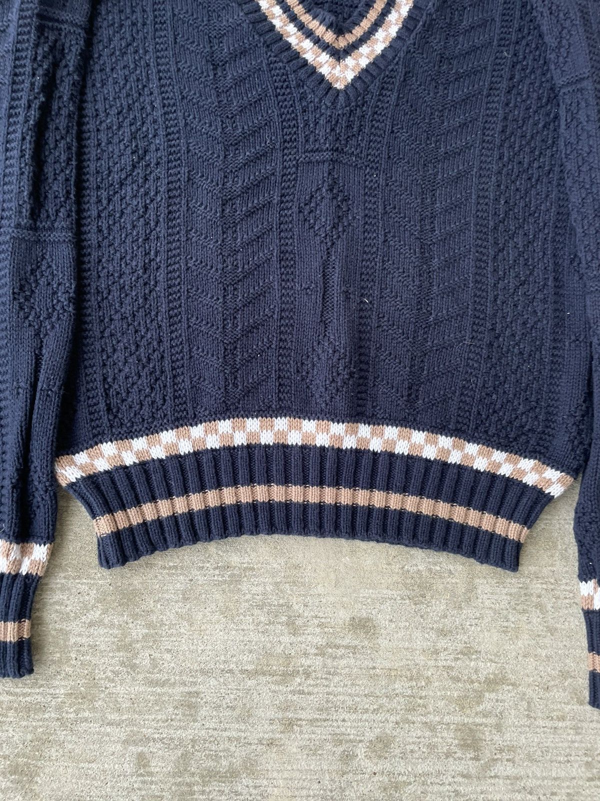 Vintage Vintage 80s V-Neck Cable Knit Sweater Size US L / EU 52-54 / 3 - 3 Thumbnail