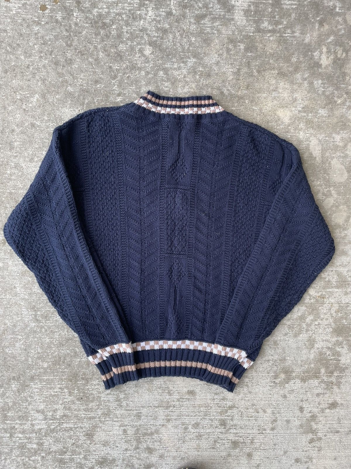 Vintage Vintage 80s V-Neck Cable Knit Sweater Size US L / EU 52-54 / 3 - 8 Thumbnail