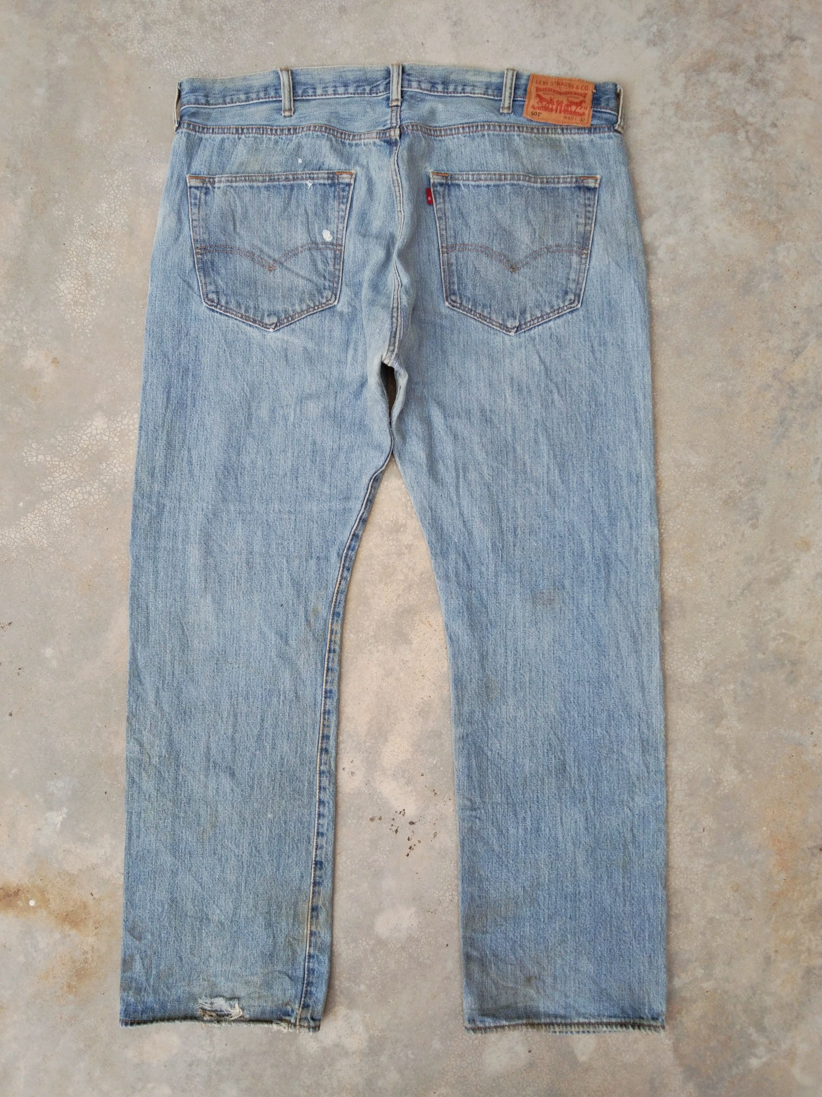 Levi's Vintage Levi's 501 Dirty Distressed Jeans 40x32 Size US 40 / EU 56 - 2 Thumbnail