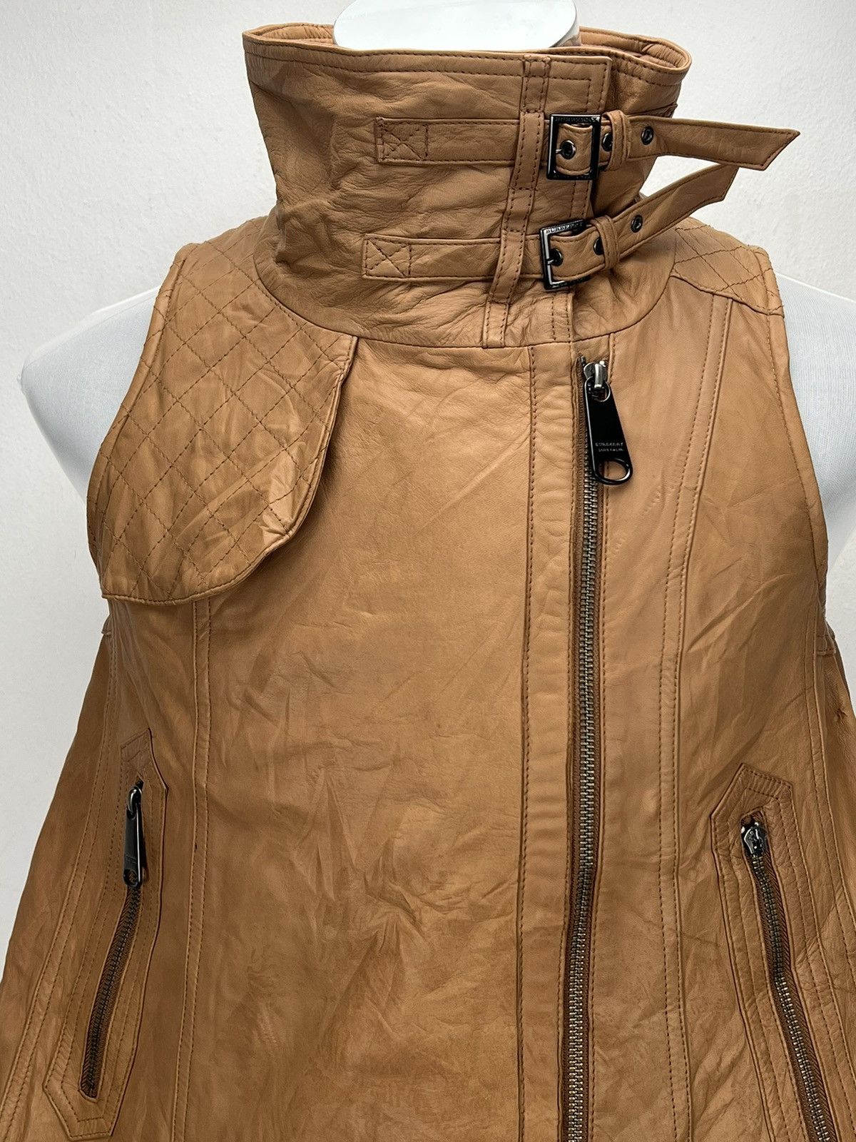 Burberry Burberry London Blue Label Leather Size XS / US 0-2 / IT 36-38 - 2 Thumbnail