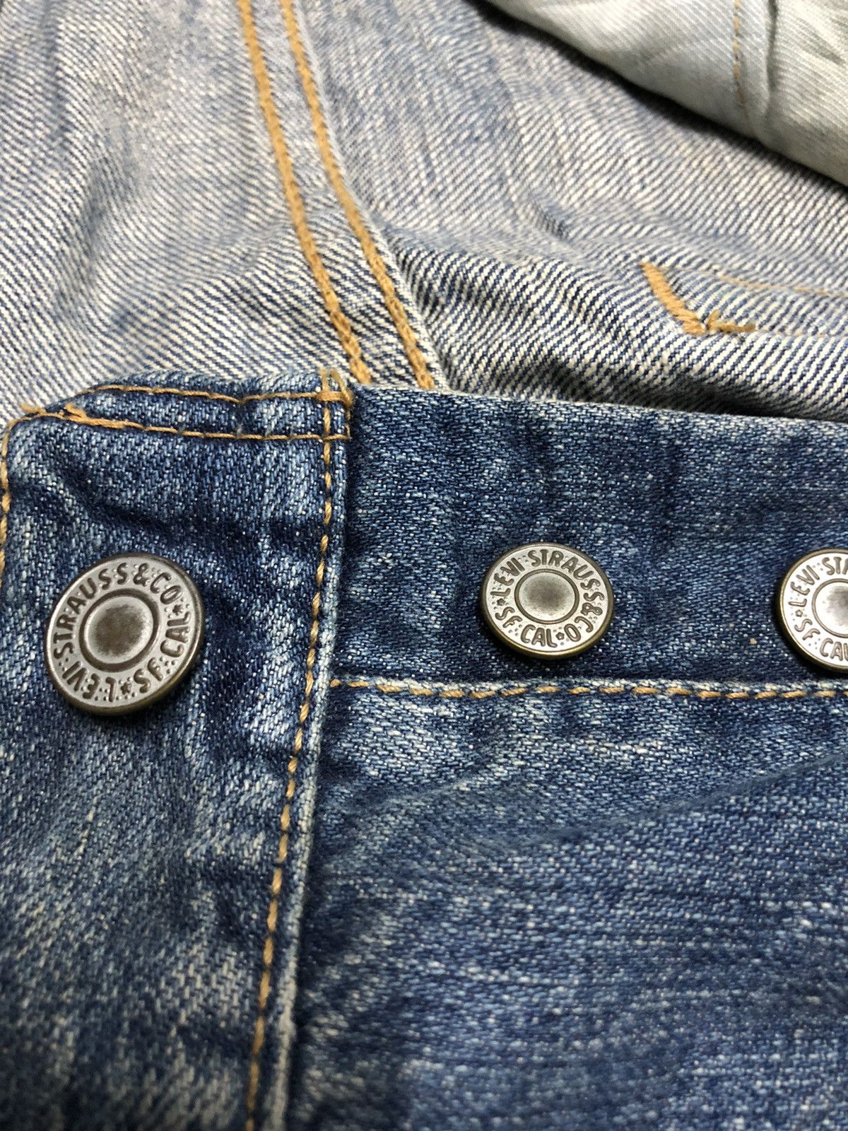 Levi's Vintage Clothing Rare Vintage 501 2000s japan market USA fabric Size US 31 - 15 Thumbnail
