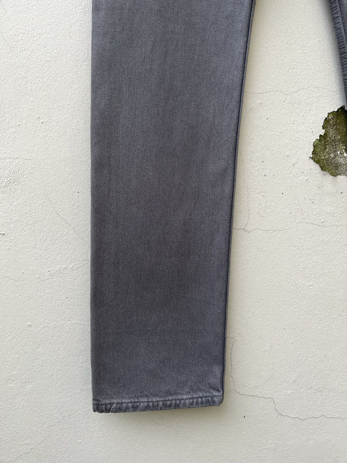Levi's Vintage 1999 Levi’s 501 Sun Fade Grey Denim Regular Jeans Size US 31 - 16 Thumbnail